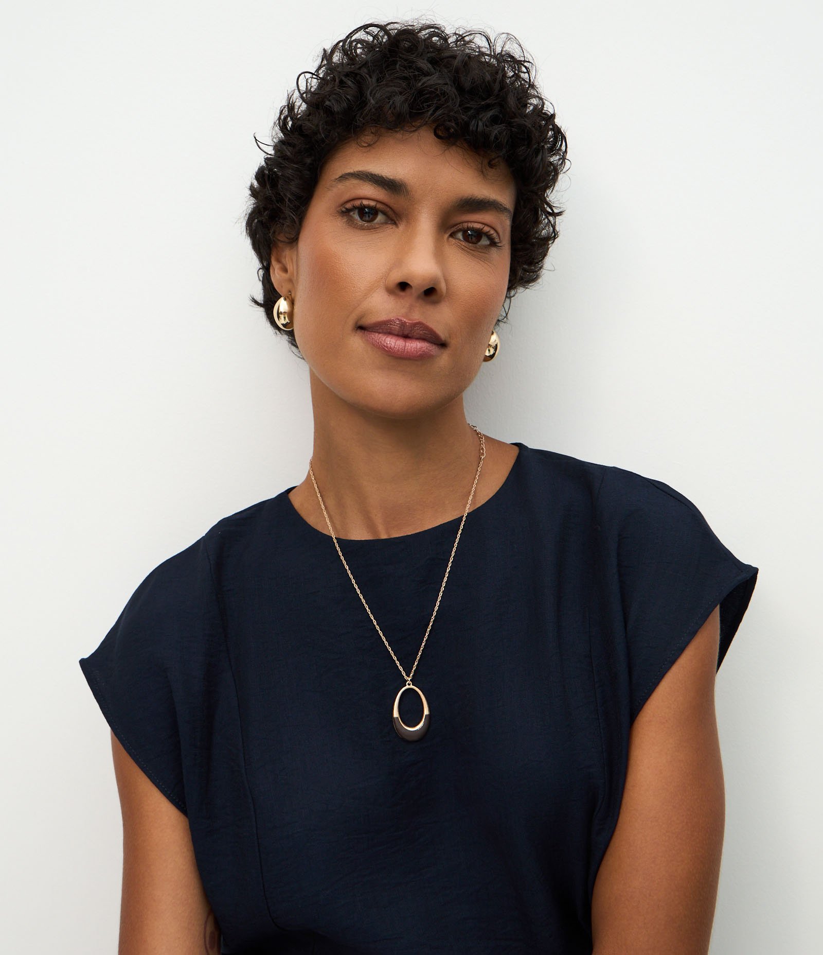 Blusa Manga Curta em Crepe com Barra Peplum Azul 4