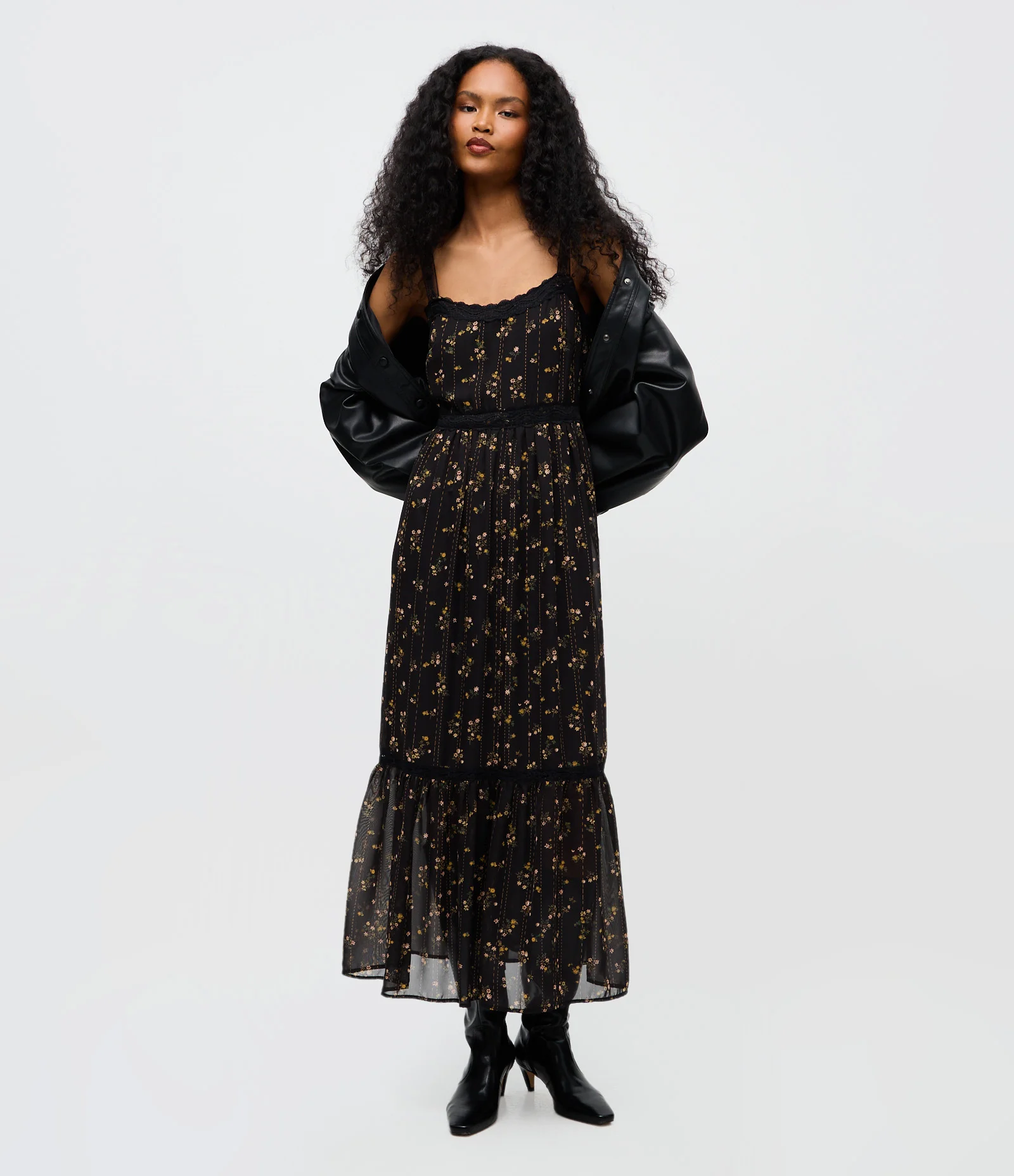 Vestido Midi Longo Estampa Étnica com Alças Finas Preto 1