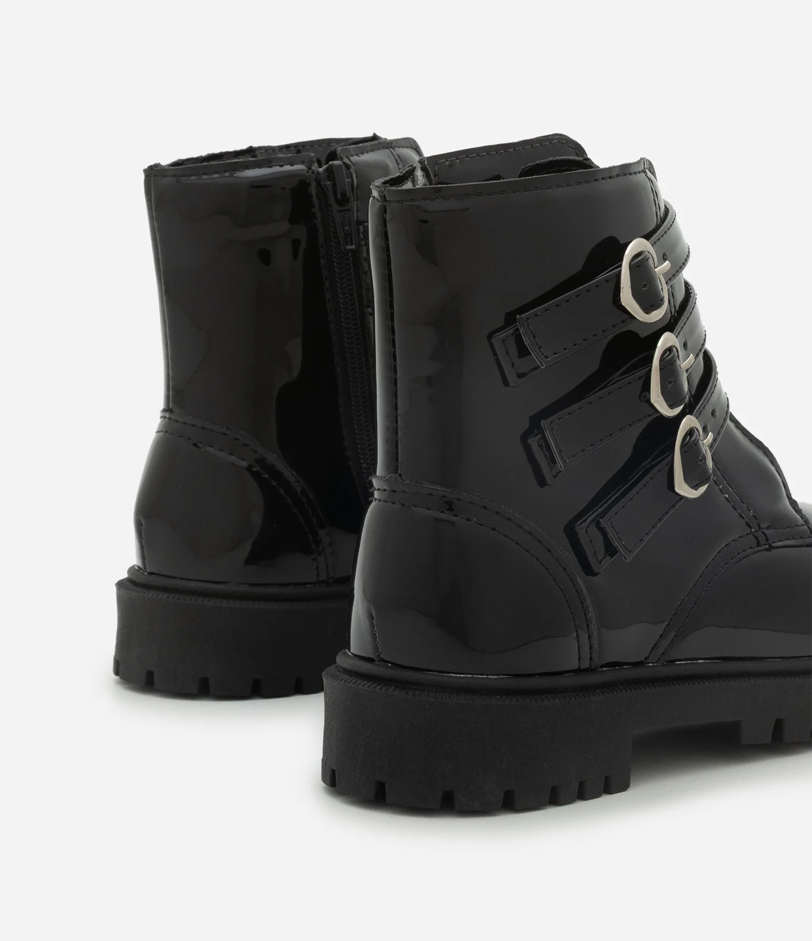 Bota Infantil com Fivelas e Solado Tratorado – Tam 28 a 34 Preto 2