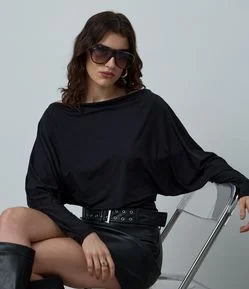 Blusa com Manga Morcego em Microfibra