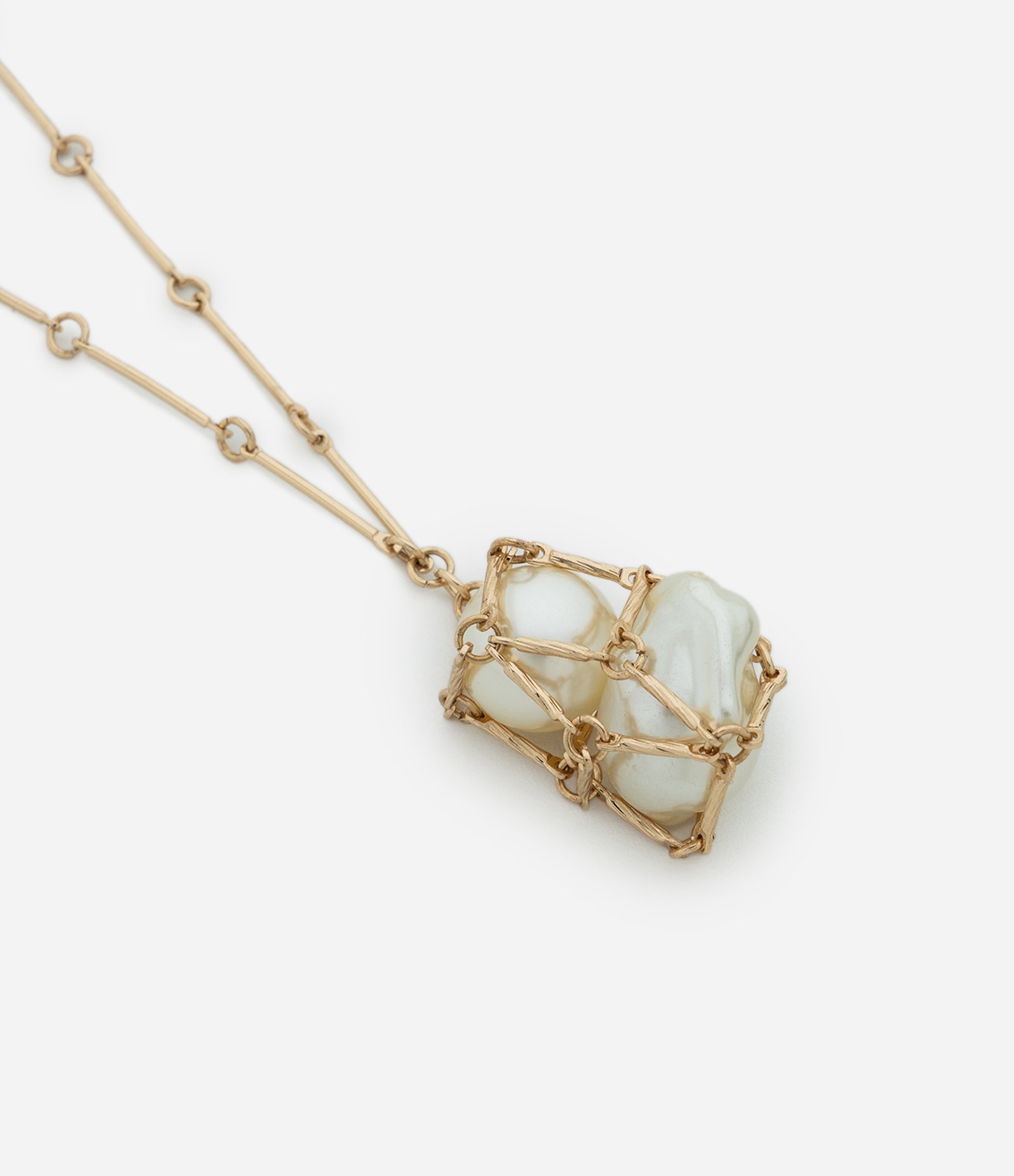 Colar Longo com Corrente Palito e Bolsinho com Pérolas Dourado 1