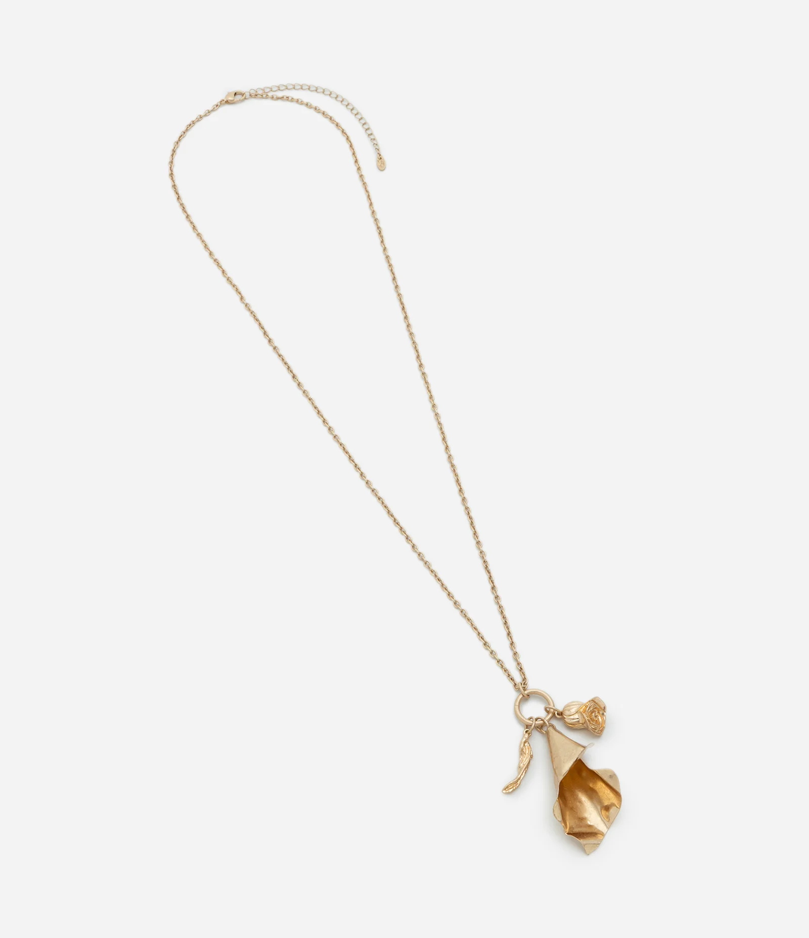 Colar Longo com Pingente de Flor em Metal Dourado 2