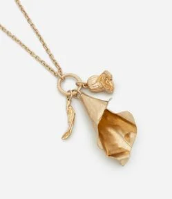 Colar Longo com Pingente de Flor em Metal
