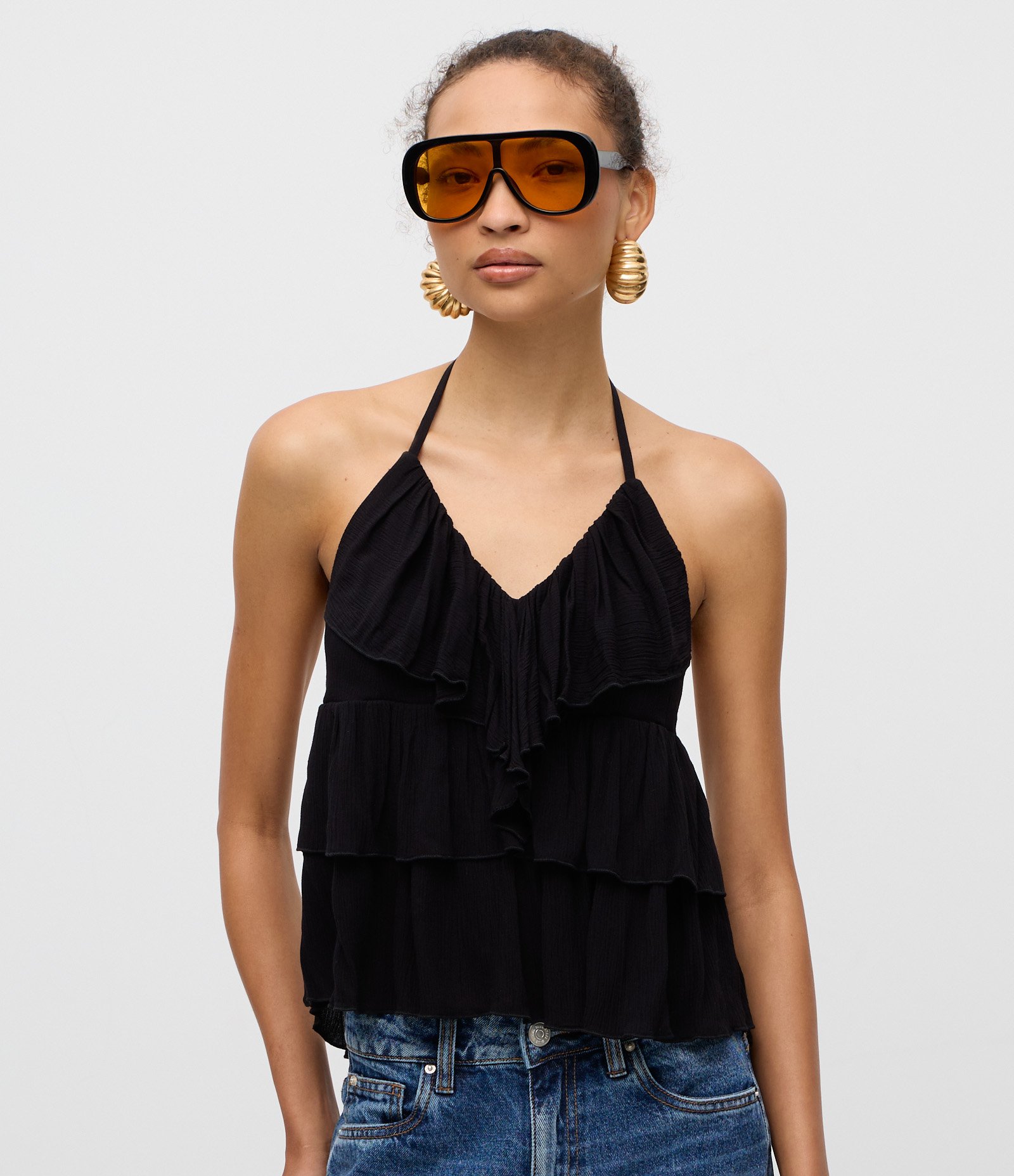 Blusa Frente Única com Babados e Amarração Preto 1