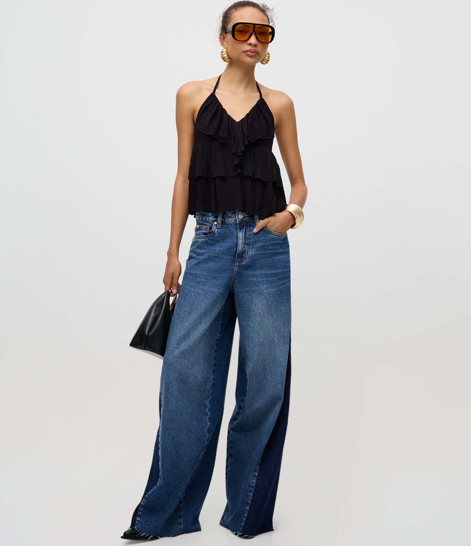 Blusa Frente Única com Babados e Amarração Preto 2