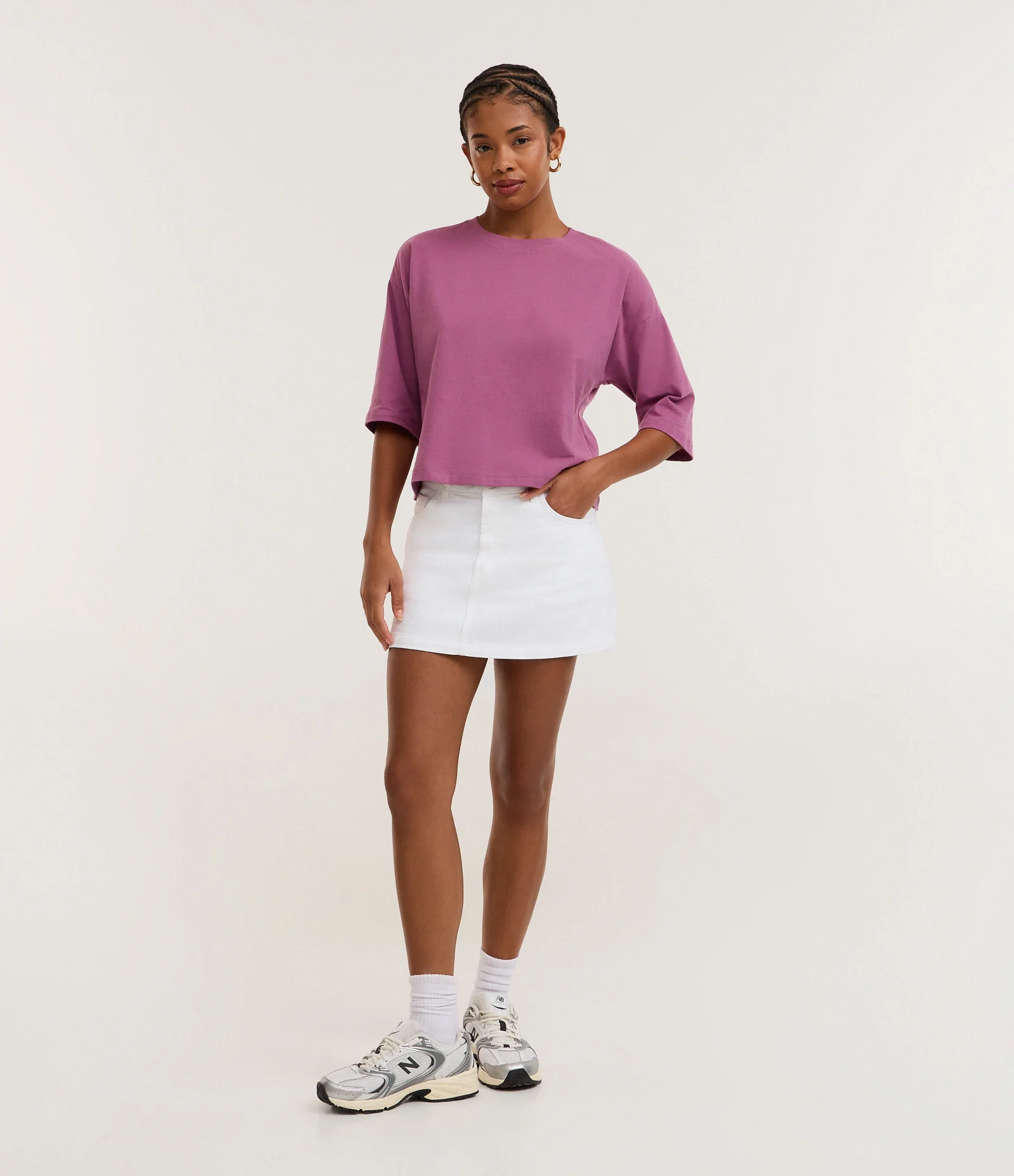 Camiseta Cropped em Algodão com Manga Curta Rosa 2