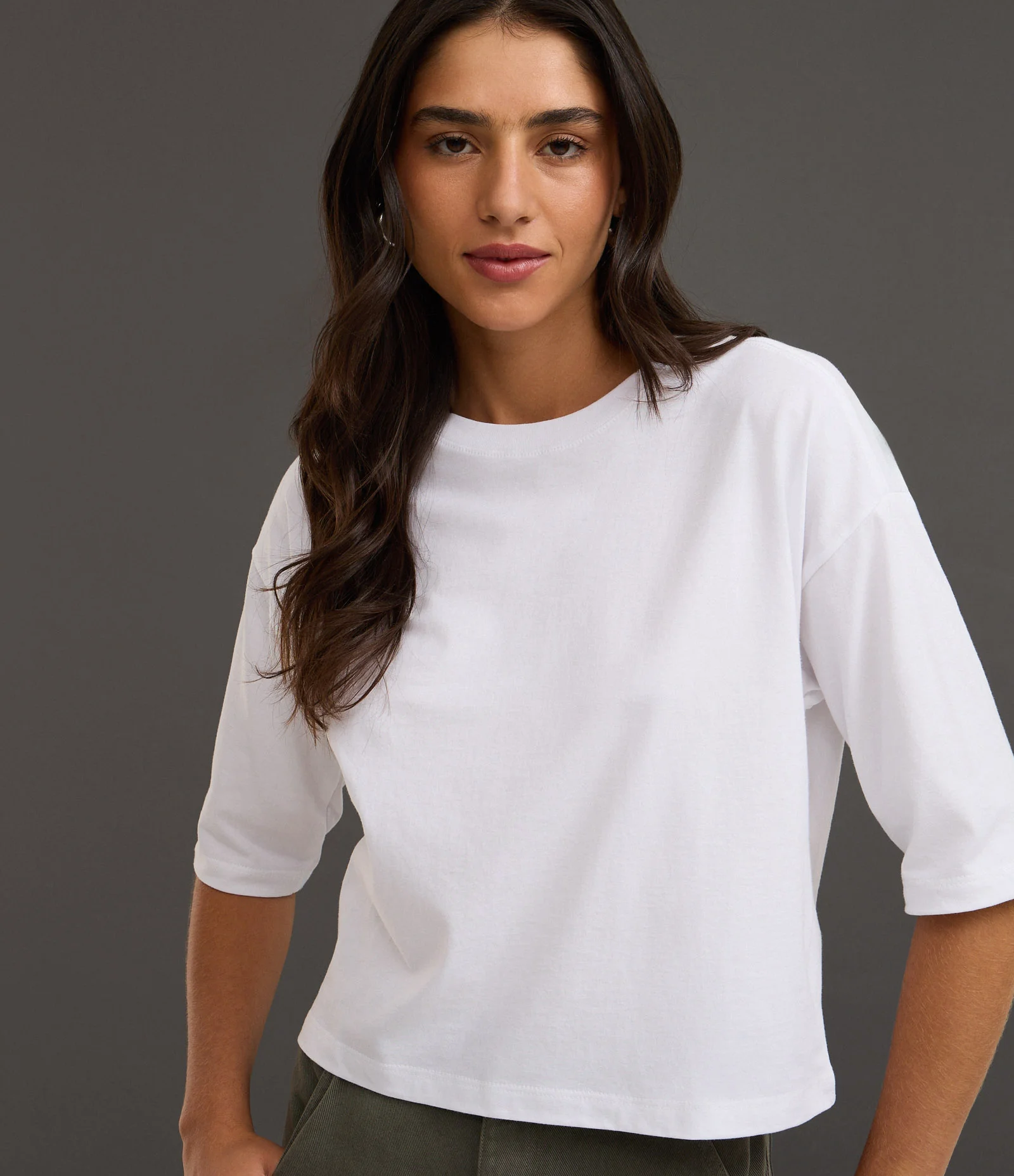 Camiseta Cropped em Algodão com Manga Curta Branco 3