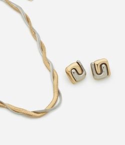 Conjunto de Colar Entrelaçado e Brinco Botão Quadrado
