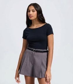 Blusa em Modal com Decote Canoa