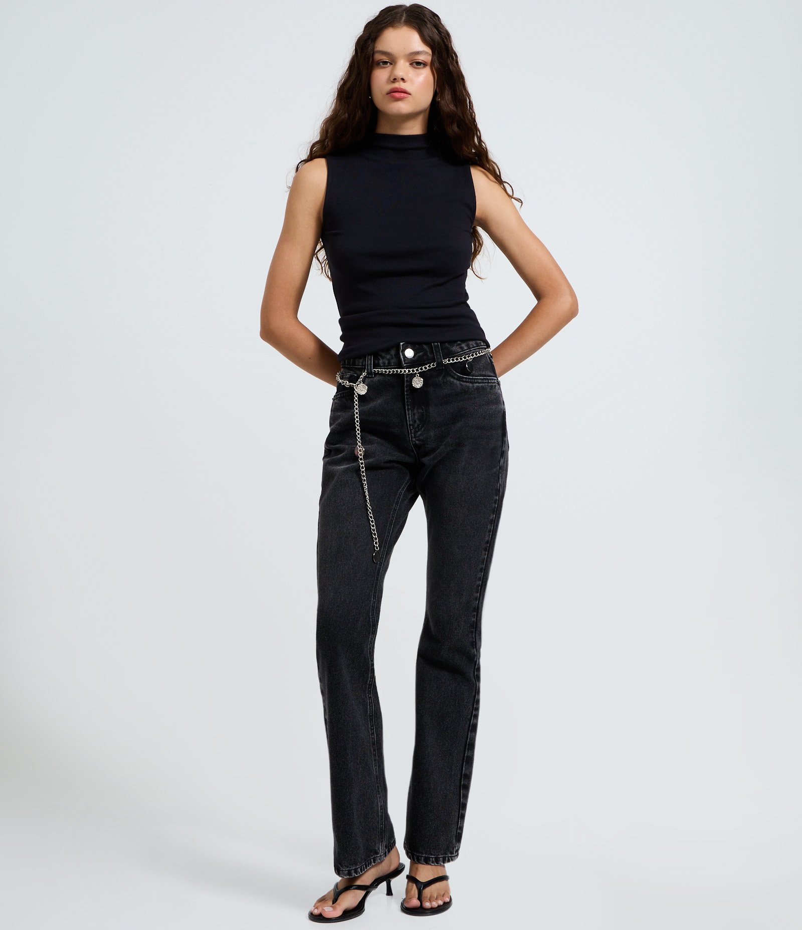 Blusa Regata Básica em Algodão com Gola Alta Preto 2