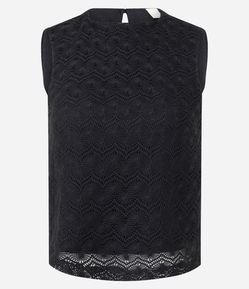 Blusa em Crochê Delicado com Alças Largas