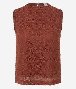 Blusa em Crochê Delicado com Alças Largas