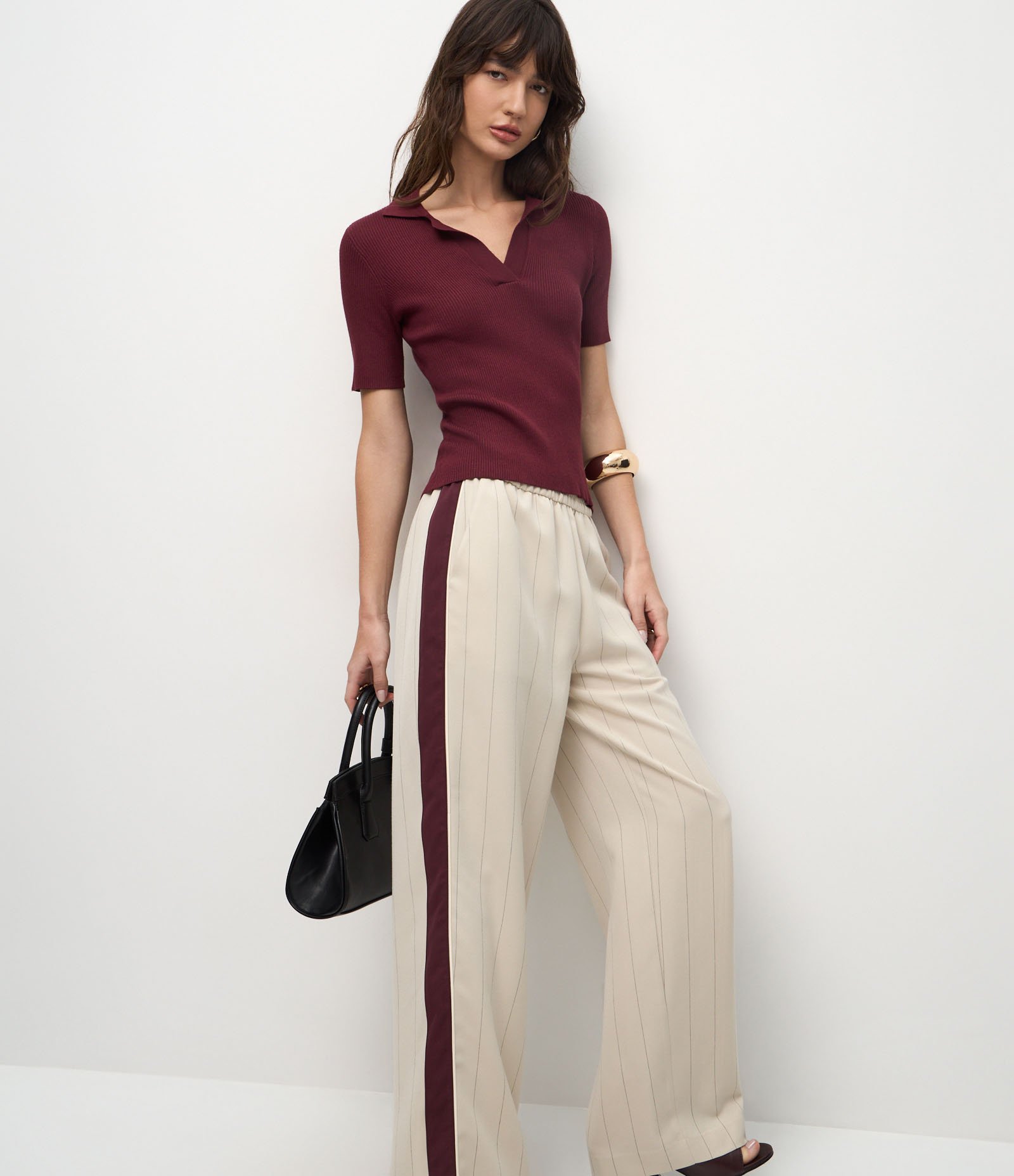 Calça Reta Risca de Giz com Cós Elástico Off White 2