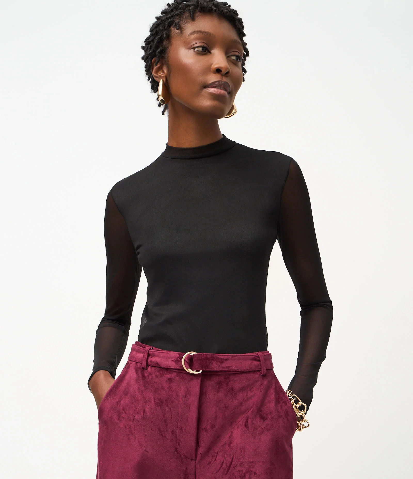 Blusa em Tule com Manga Longa e Golinha Justa Preto 1