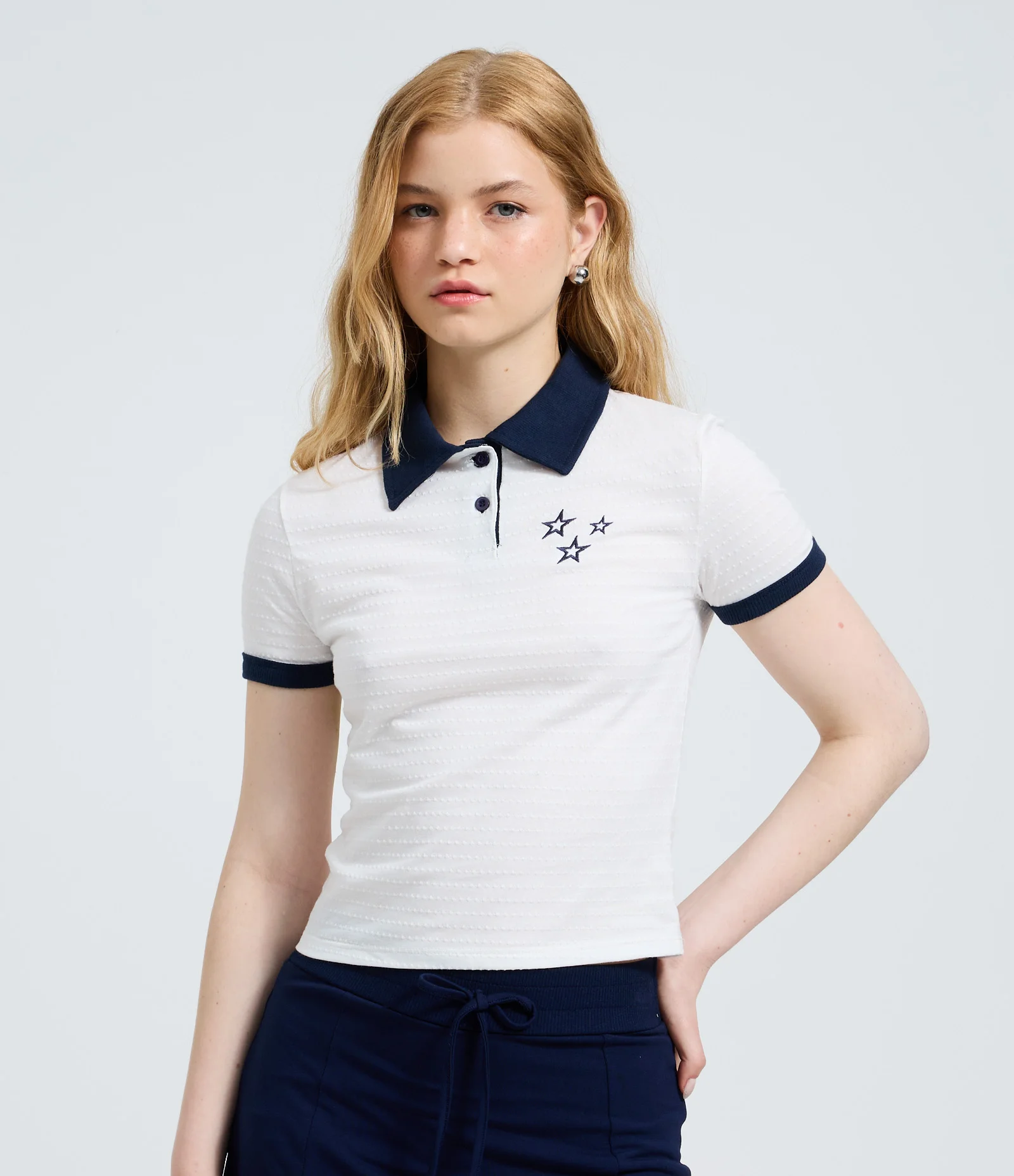 Blusa Polo em Algodão com Bordado de Estrelas Branco 1