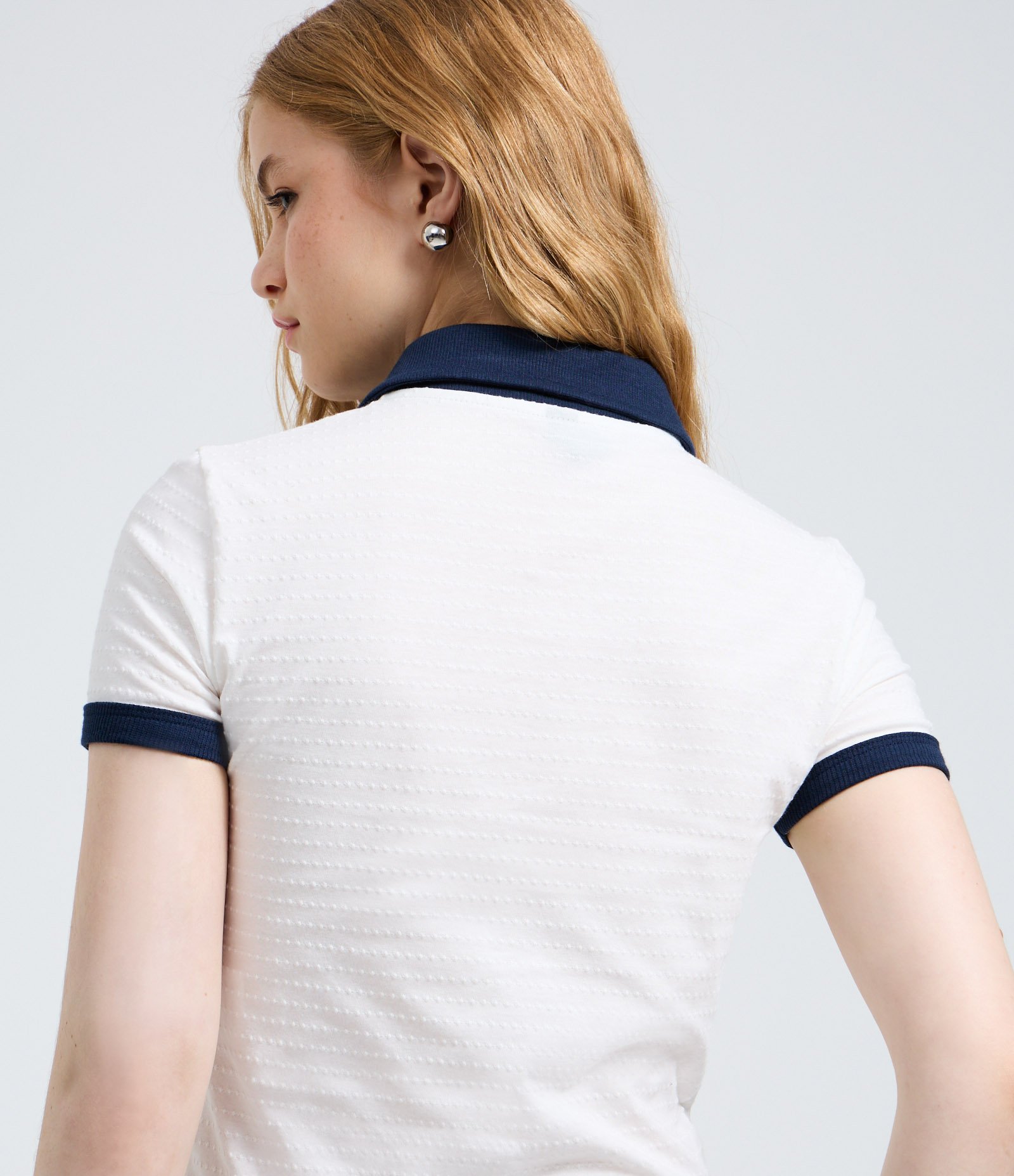 Blusa Polo em Algodão com Bordado de Estrelas Branco 4