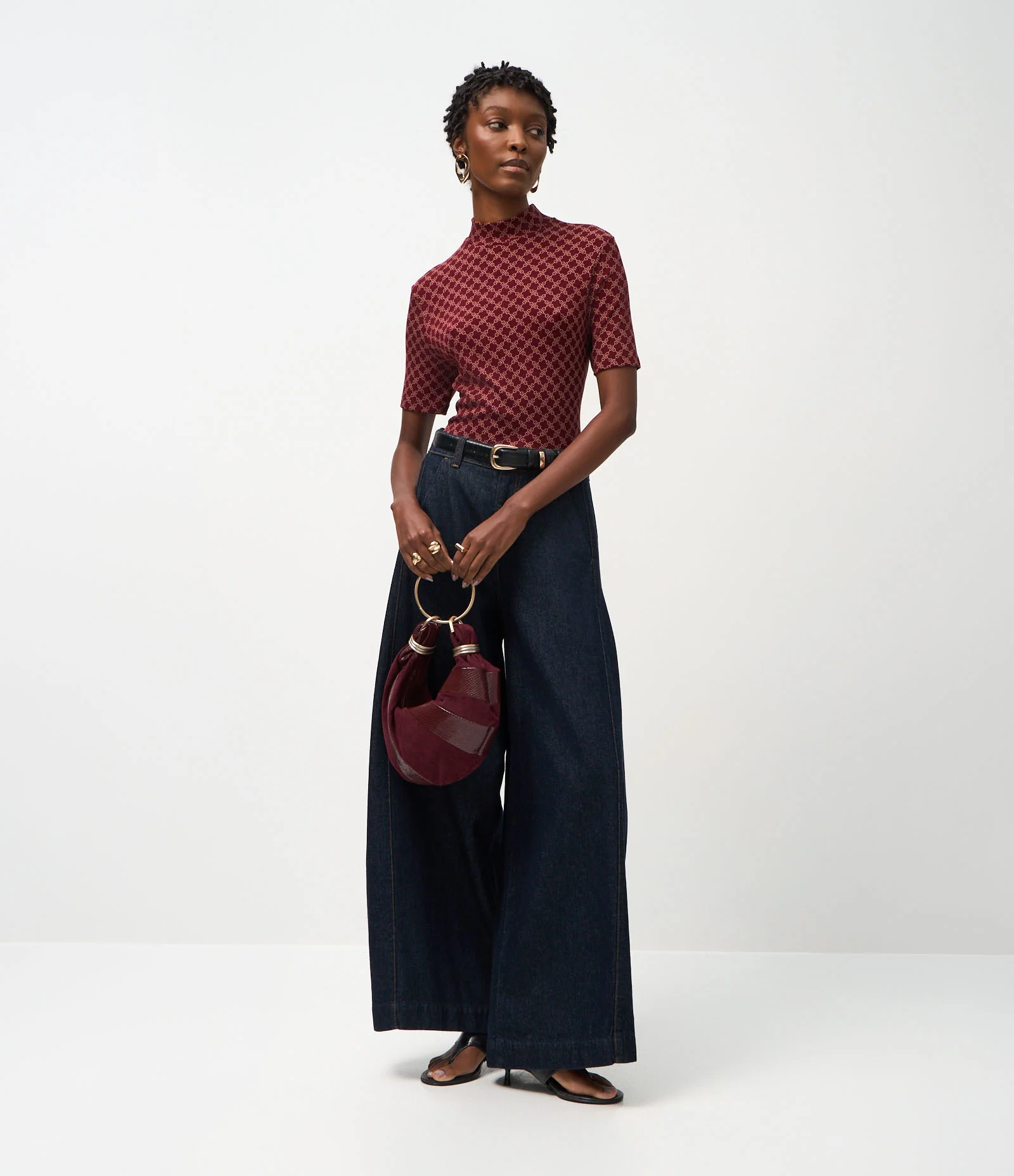 Blusa em Ribana com Golinha Alta e Estampa de Elos Vermelho 2