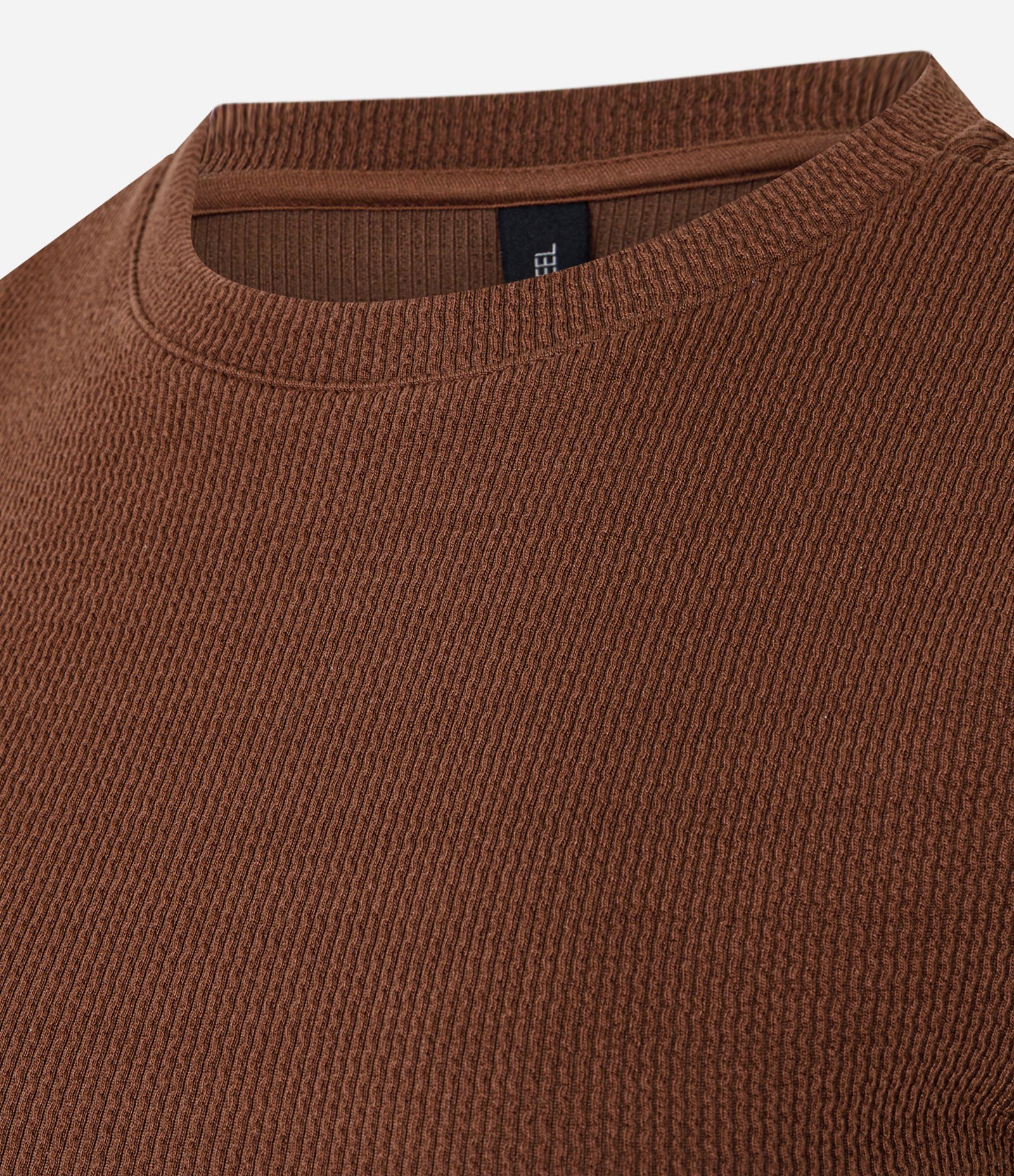 Blusa Canelada com Cava Diferenciada Marrom 5
