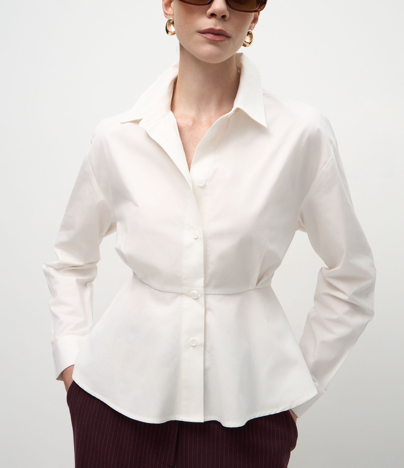 Camisa Peplum em Tricoline com Pregas Frontais Branco 4