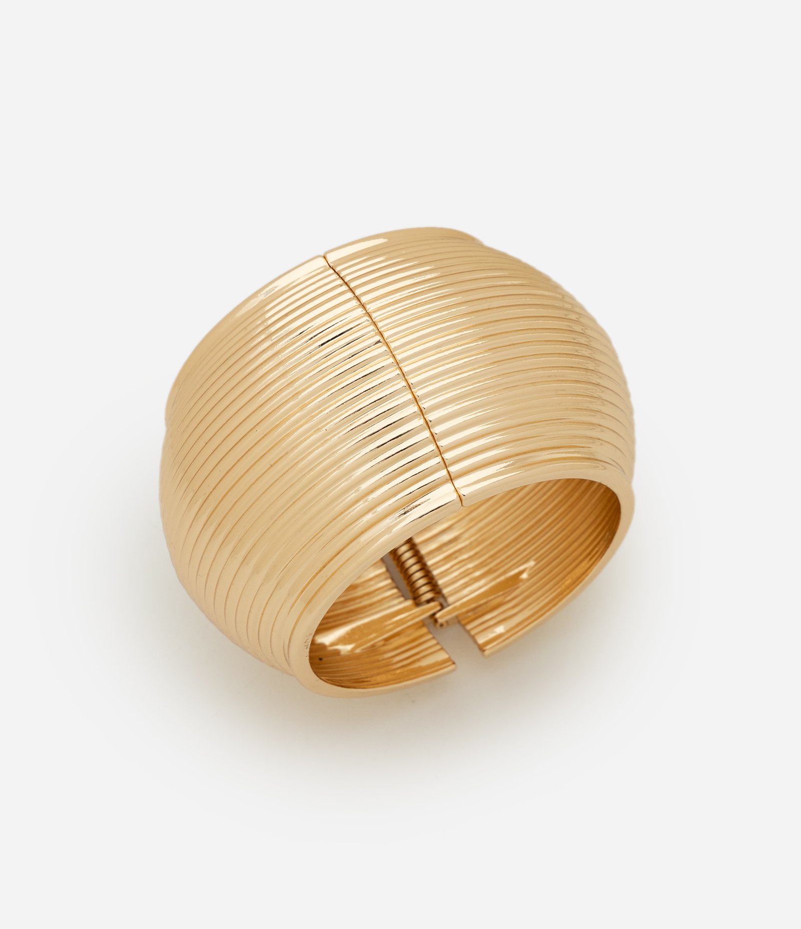 Bracelete Maxi em Metal Texturizado Dourado 1