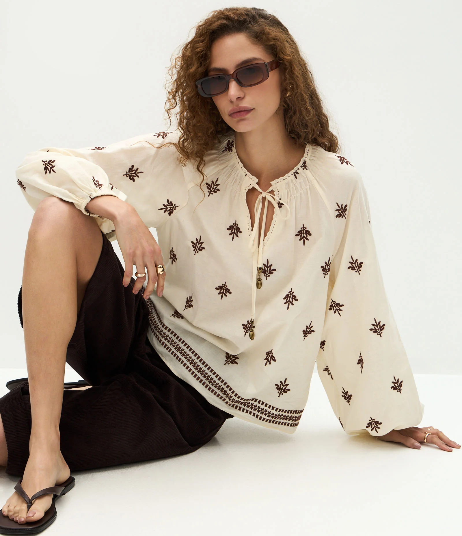 Blusa em Cotton com Bordado e Mangas Bufantes Branco 1