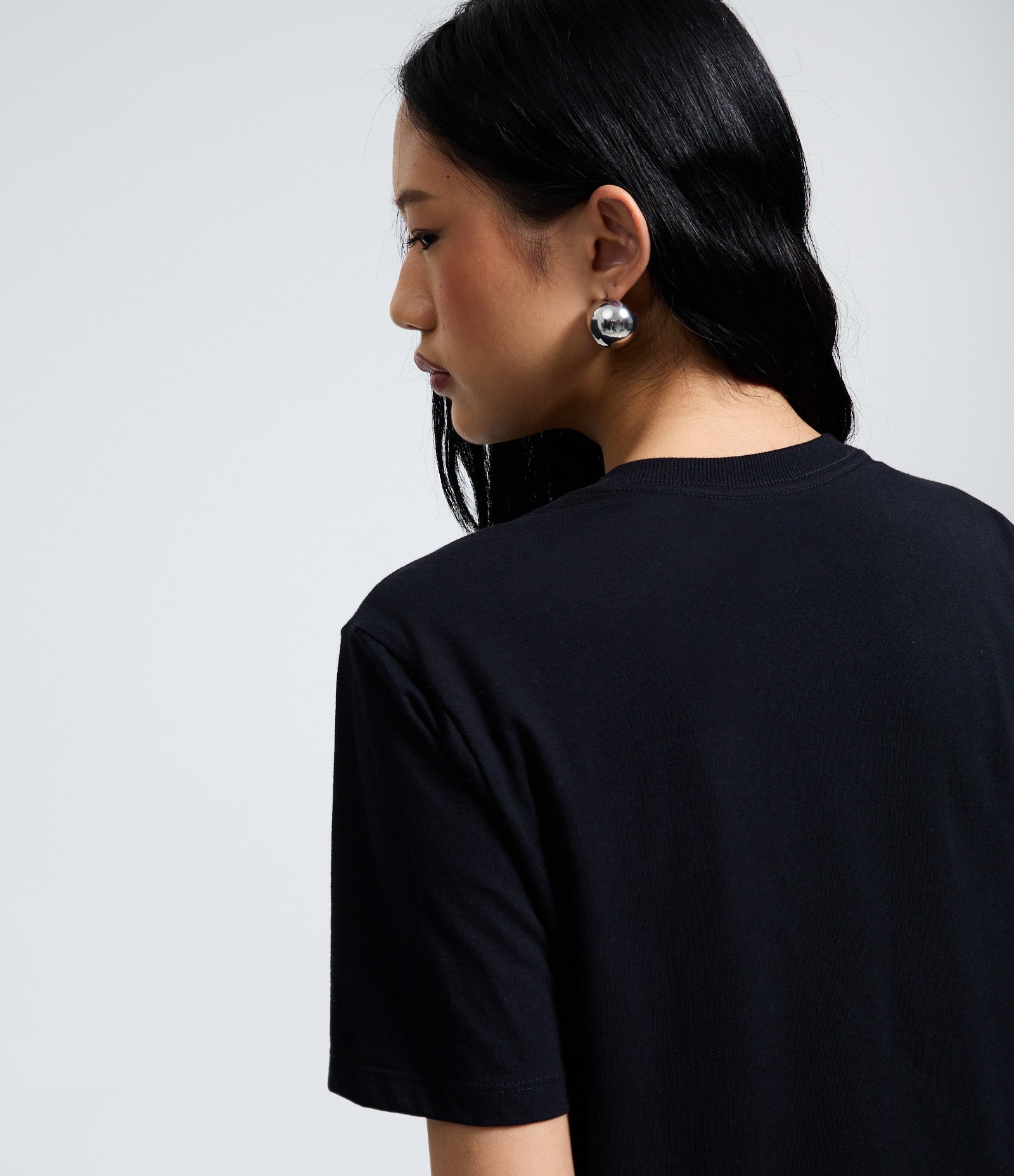 Camiseta em Algodão com Estampa Jennie Ruby Preto 4