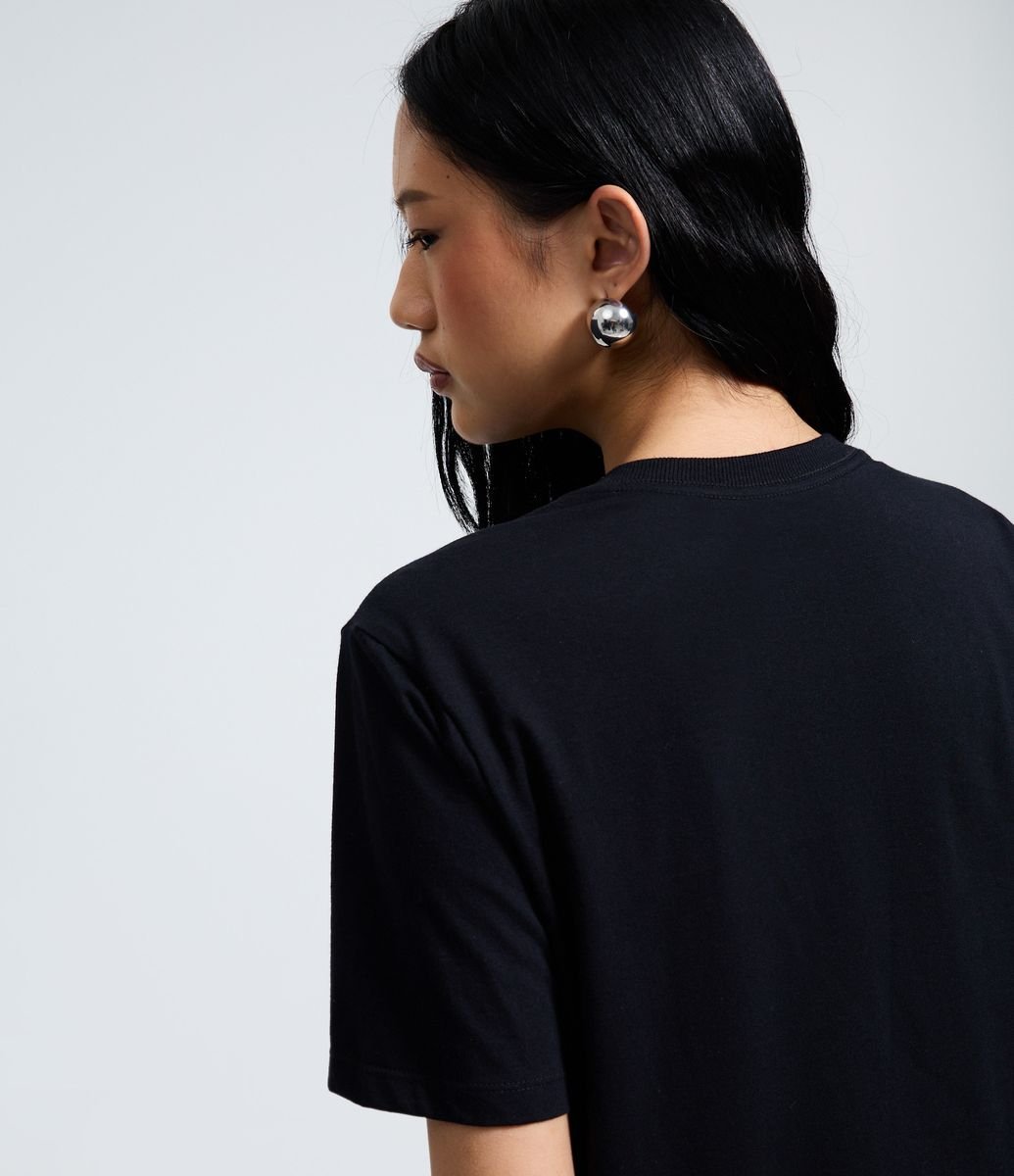 Camiseta em Algodão com Estampa Jennie Ruby Preto