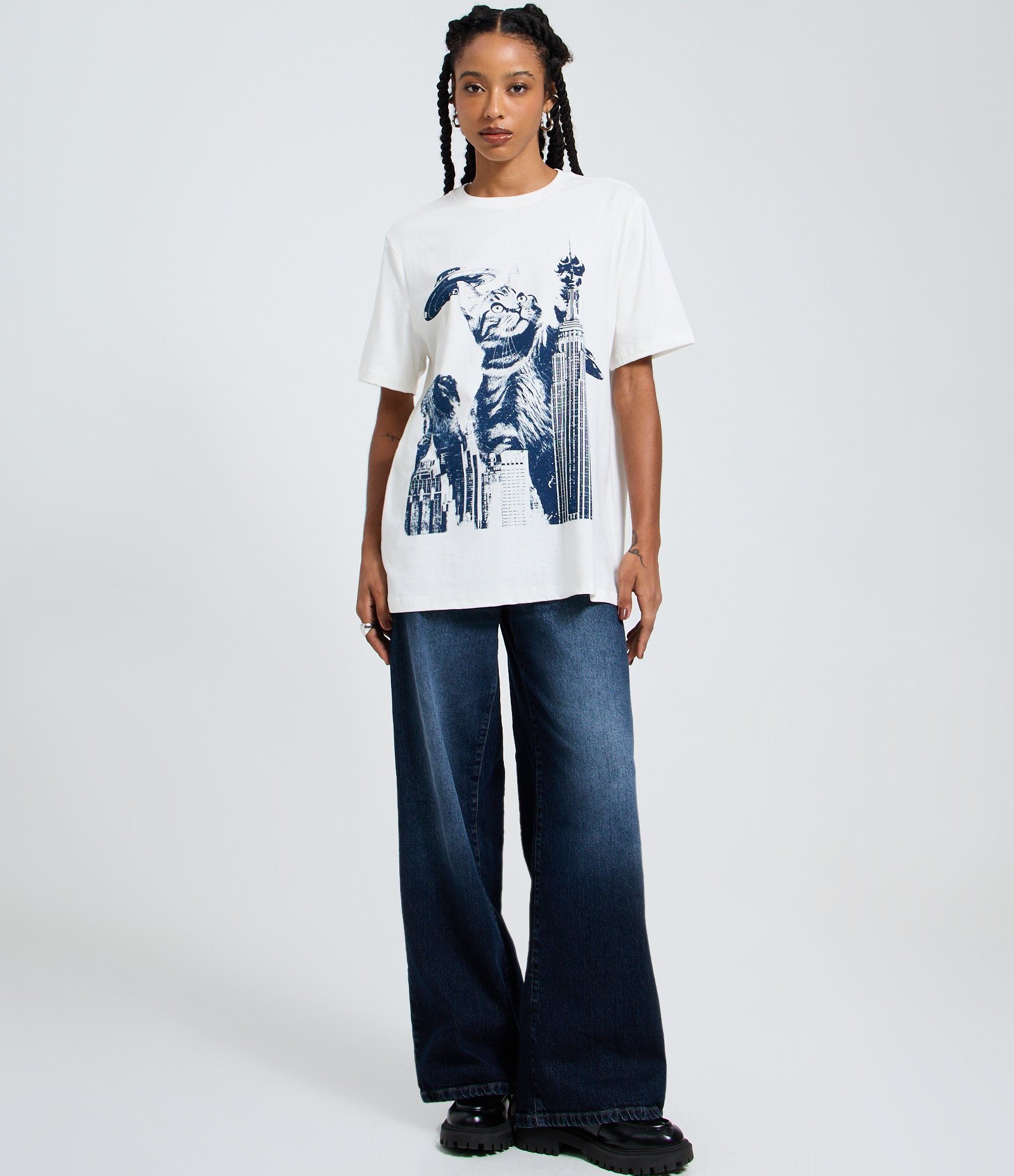 Camiseta em Algodão com Estampa Gatozilla Branco 2