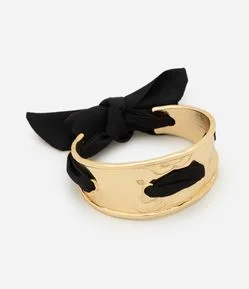 Bracelete Rígido em Metal com Tecido Entrelaçado