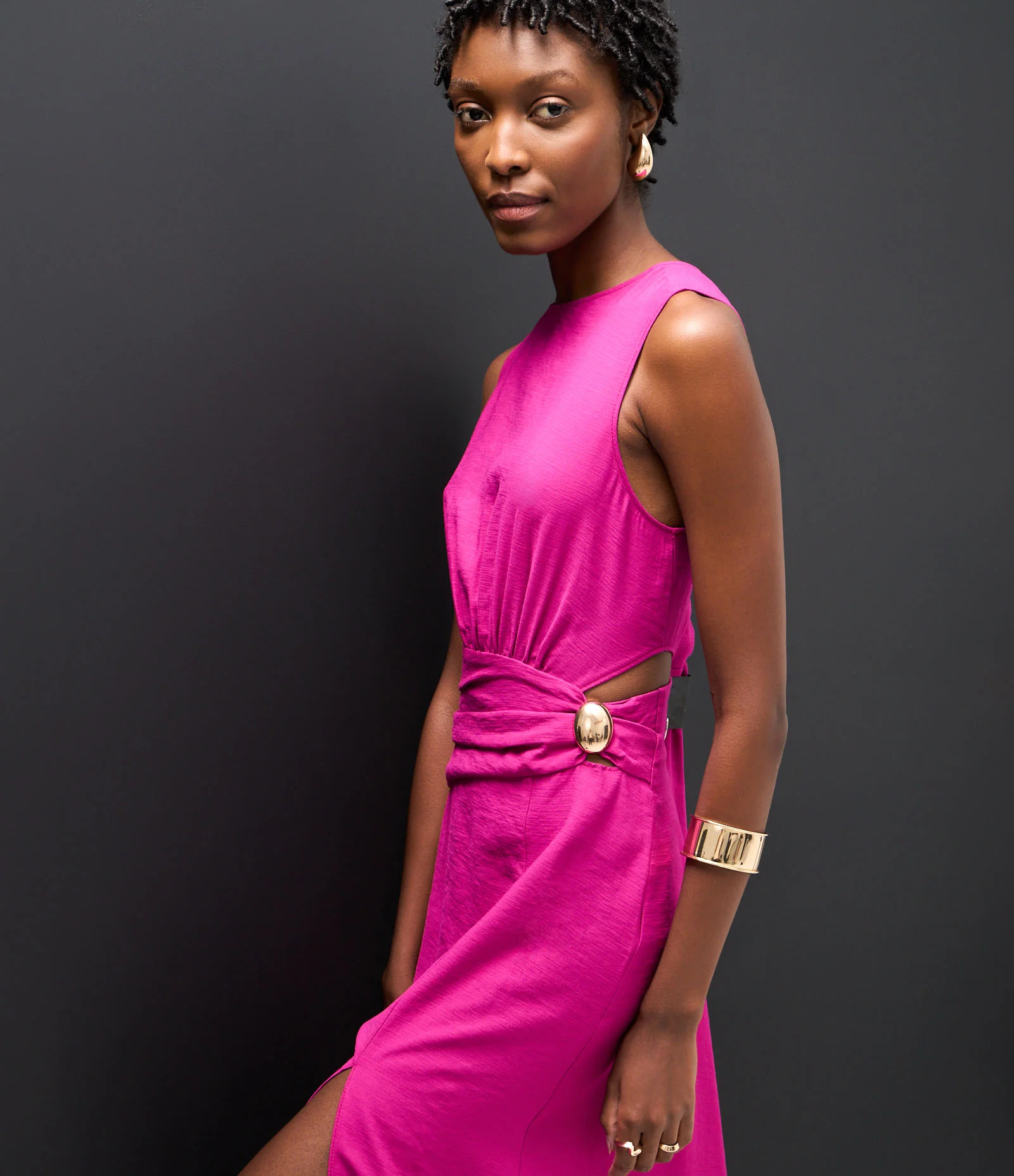 Vestido Midi Alfaiatado em Viscose com Aviamento na Cintura Rosa 4