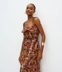 Vestido Longo Estampado com Babados no Decote