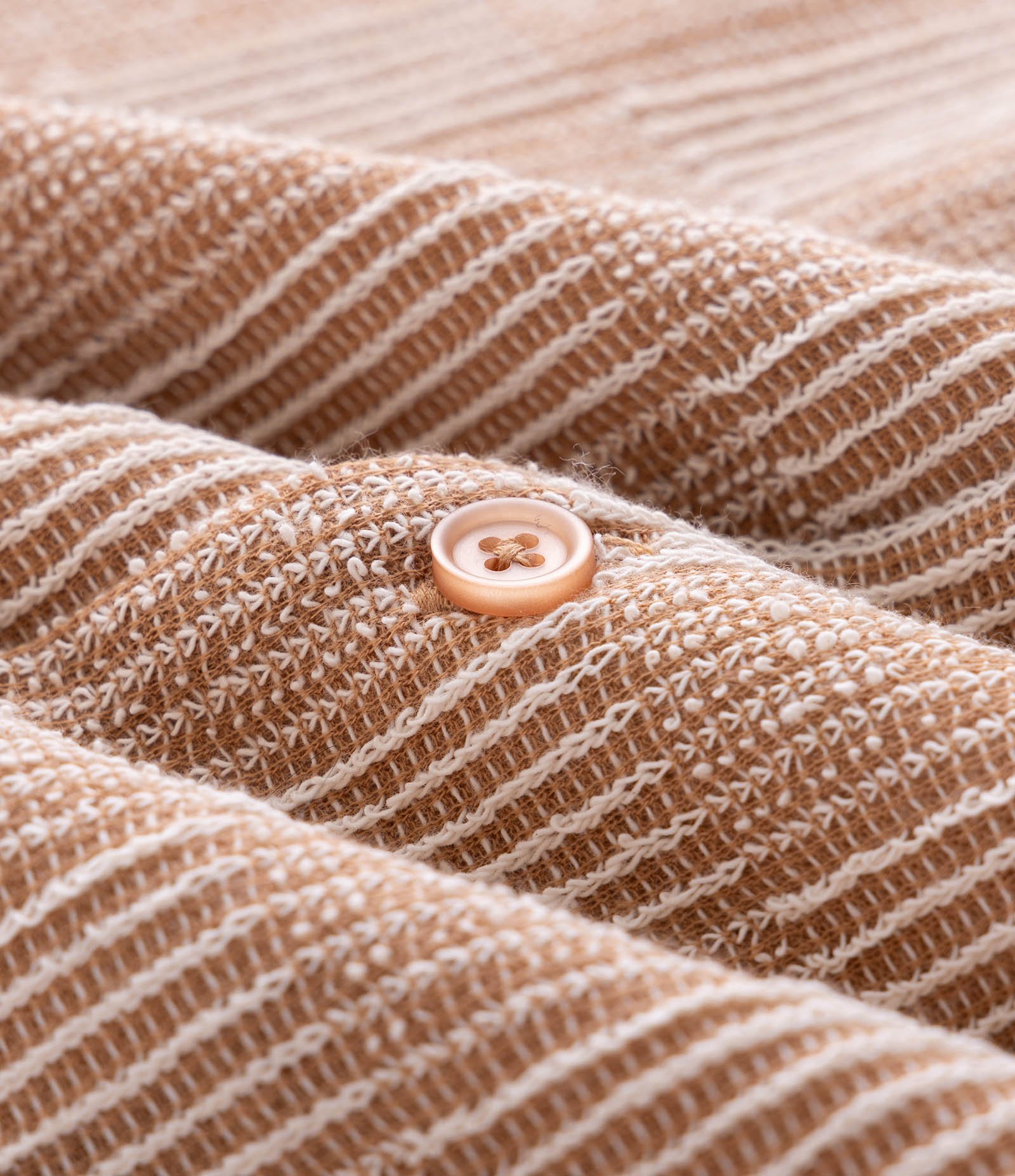 Camisa Boxy em Tecido Texturizado com Gola Bowling Bege 6