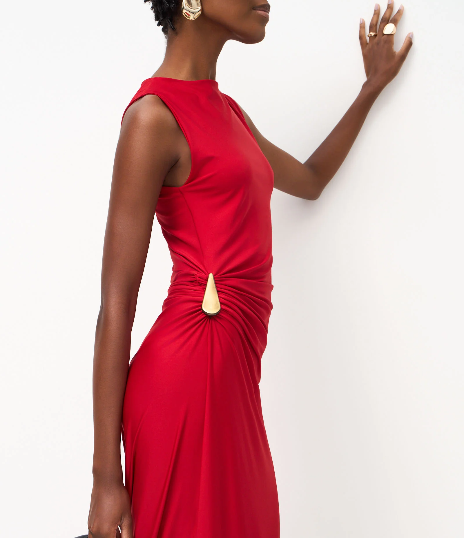 Vestido Midi com Aviamento em Gota e Fenda Lateral Vermelho 4