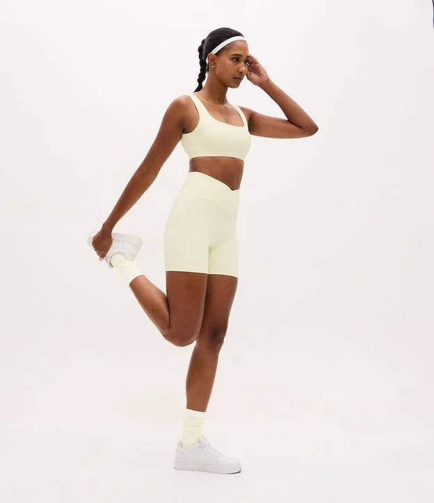 Cor: Off White | Tamanho: G