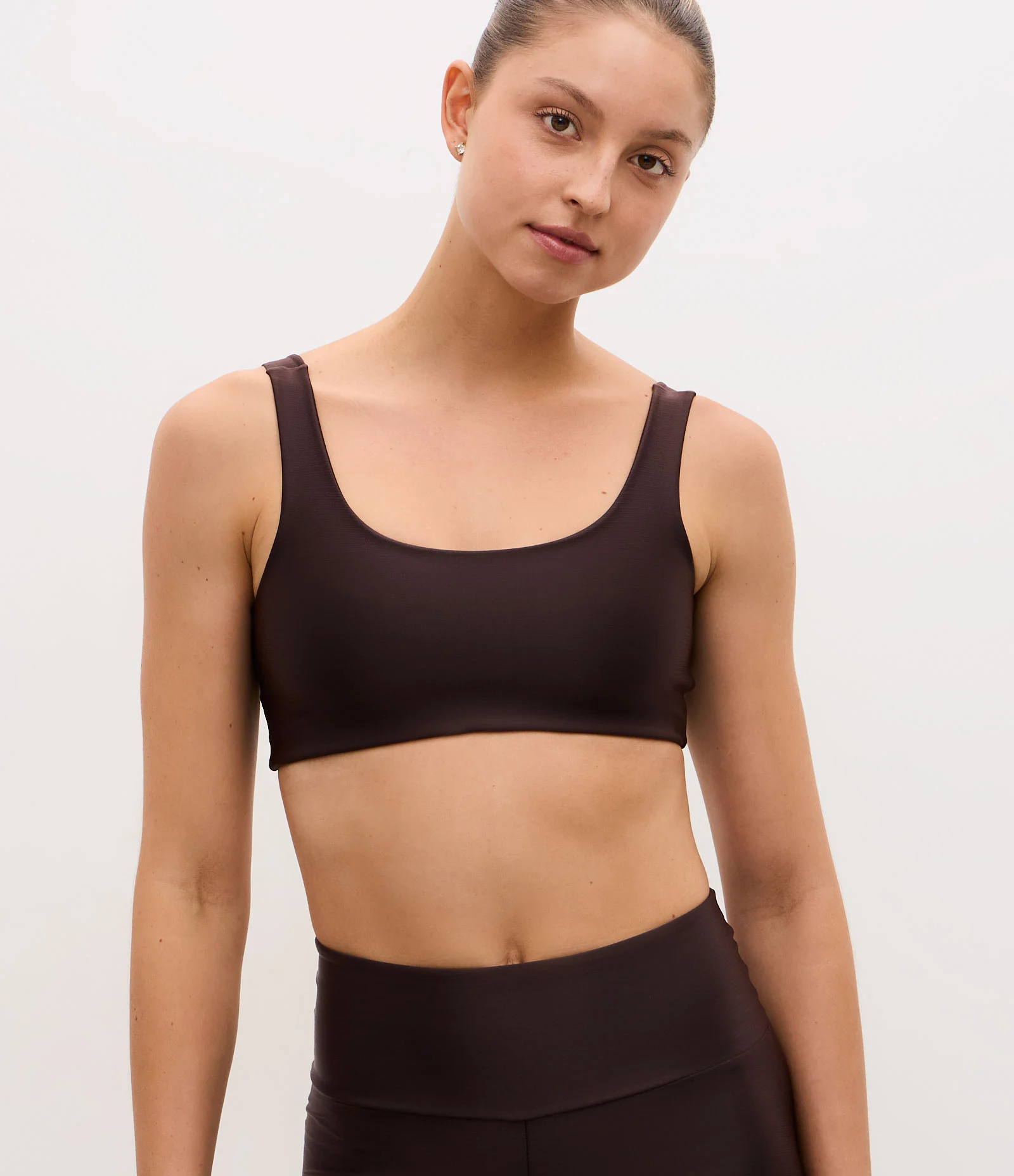 Top Esportivo em Microfibra Texturizado Marrom 1