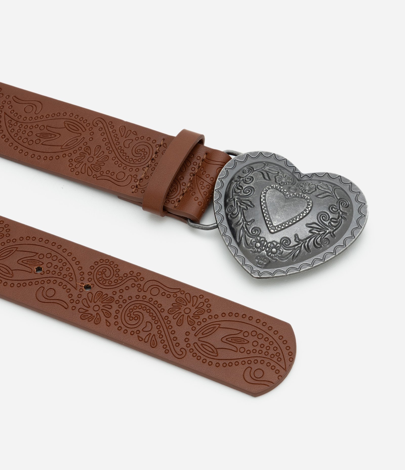 Cinto Médio em PU Liso com Fivela em Formato de Coração Marrom 2