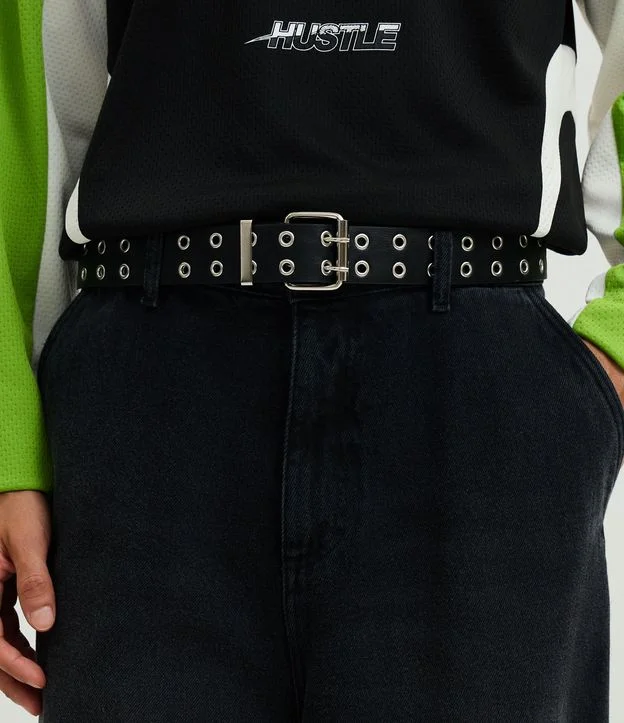 Cinto em PU Liso com Ilhós Estilo Punk