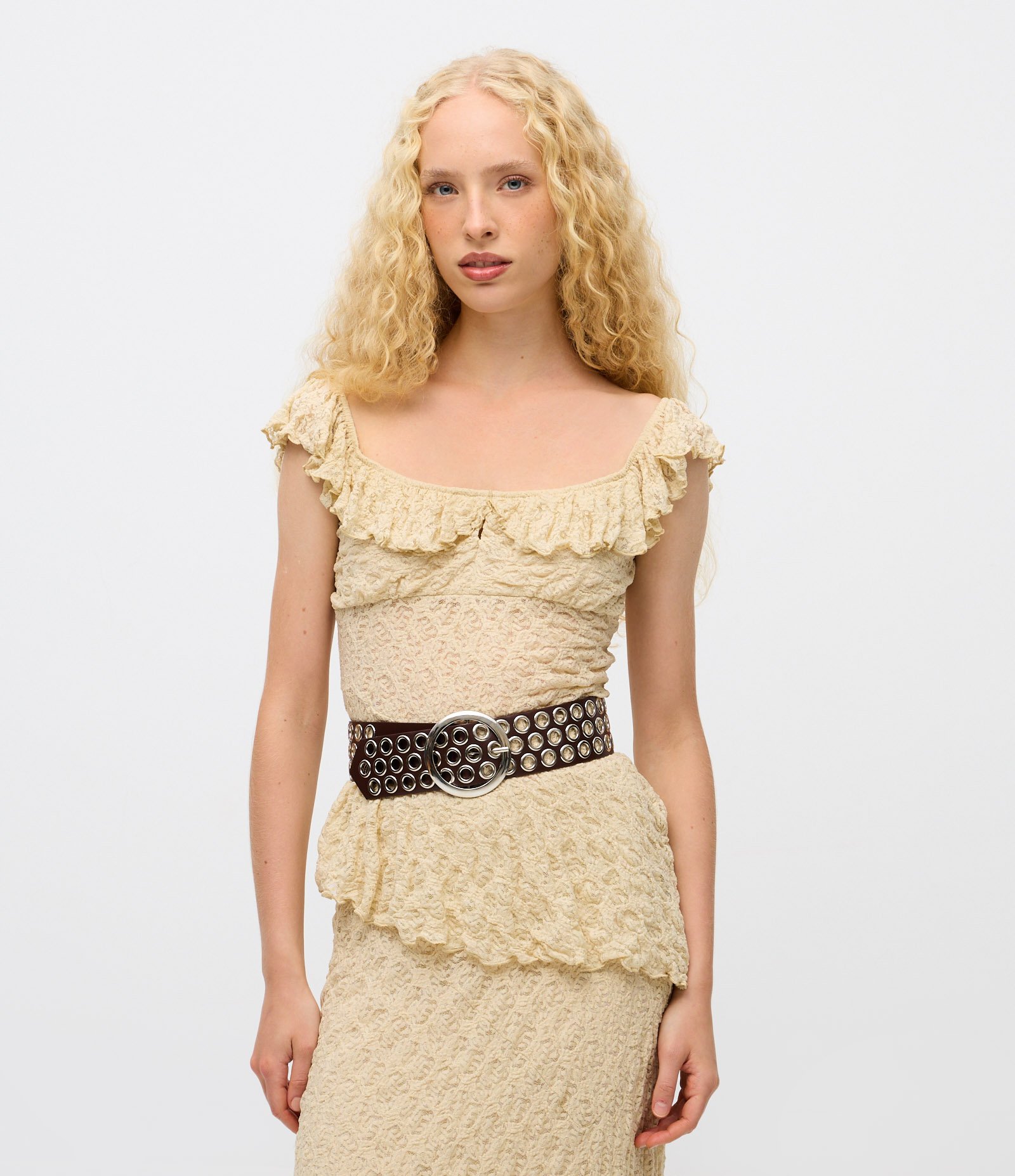 Blusa em Renda Texturizada com Decote Quadrado e Babados Amarelo 3