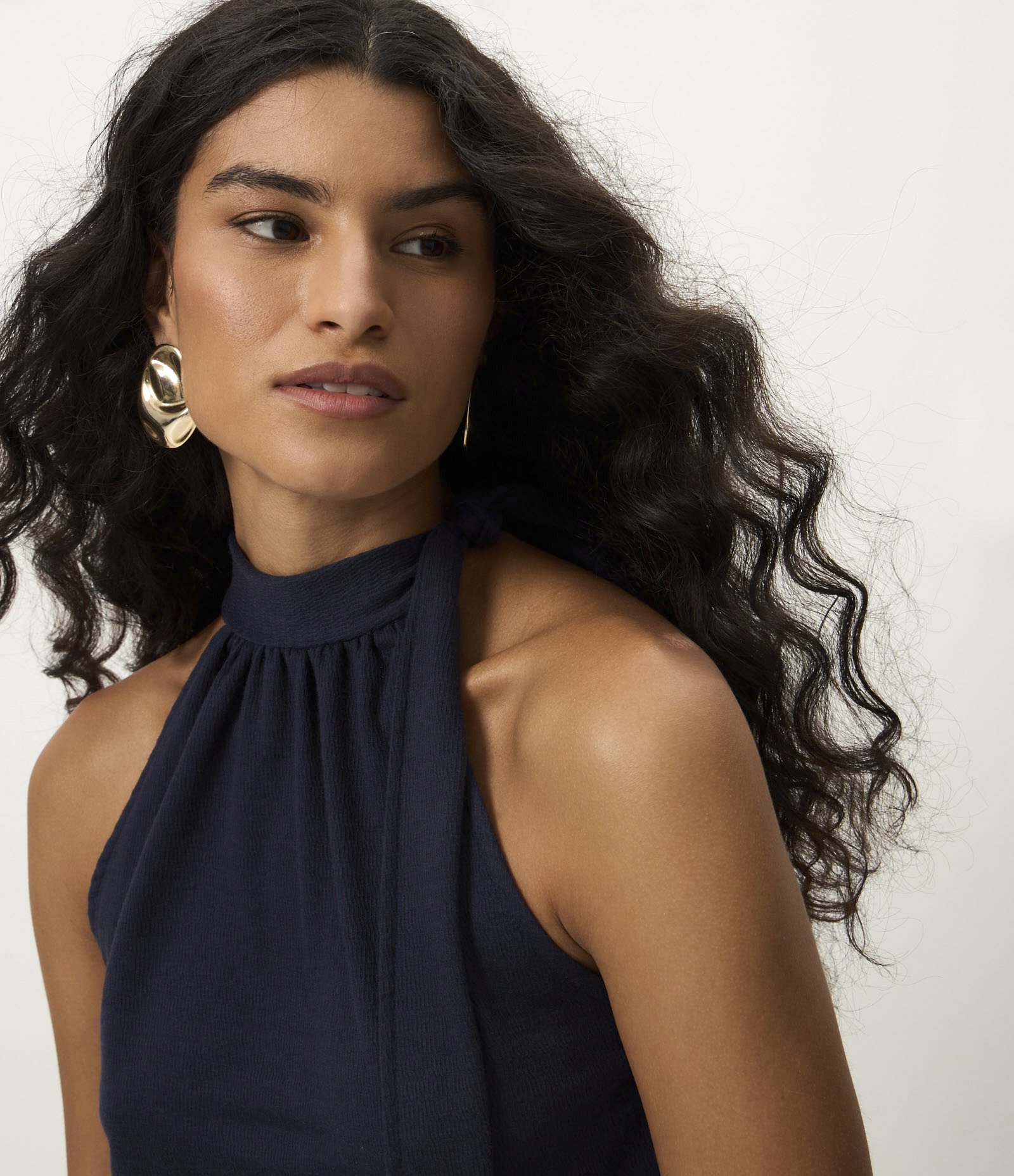 Blusa Gola Alta com Amarração em Laço Azul 3