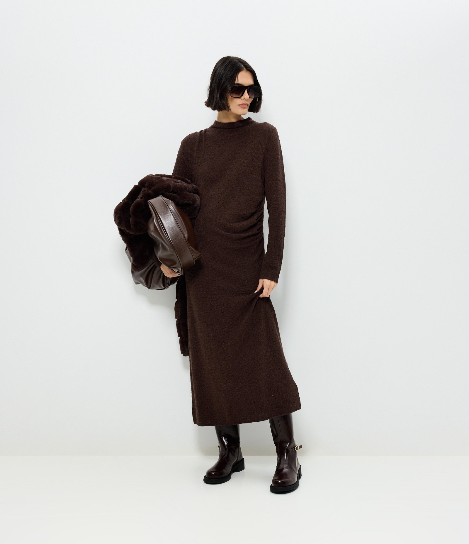 i_tan1059様 Vestido Midi em Tricô com Puxadinho Lateral Marrom
