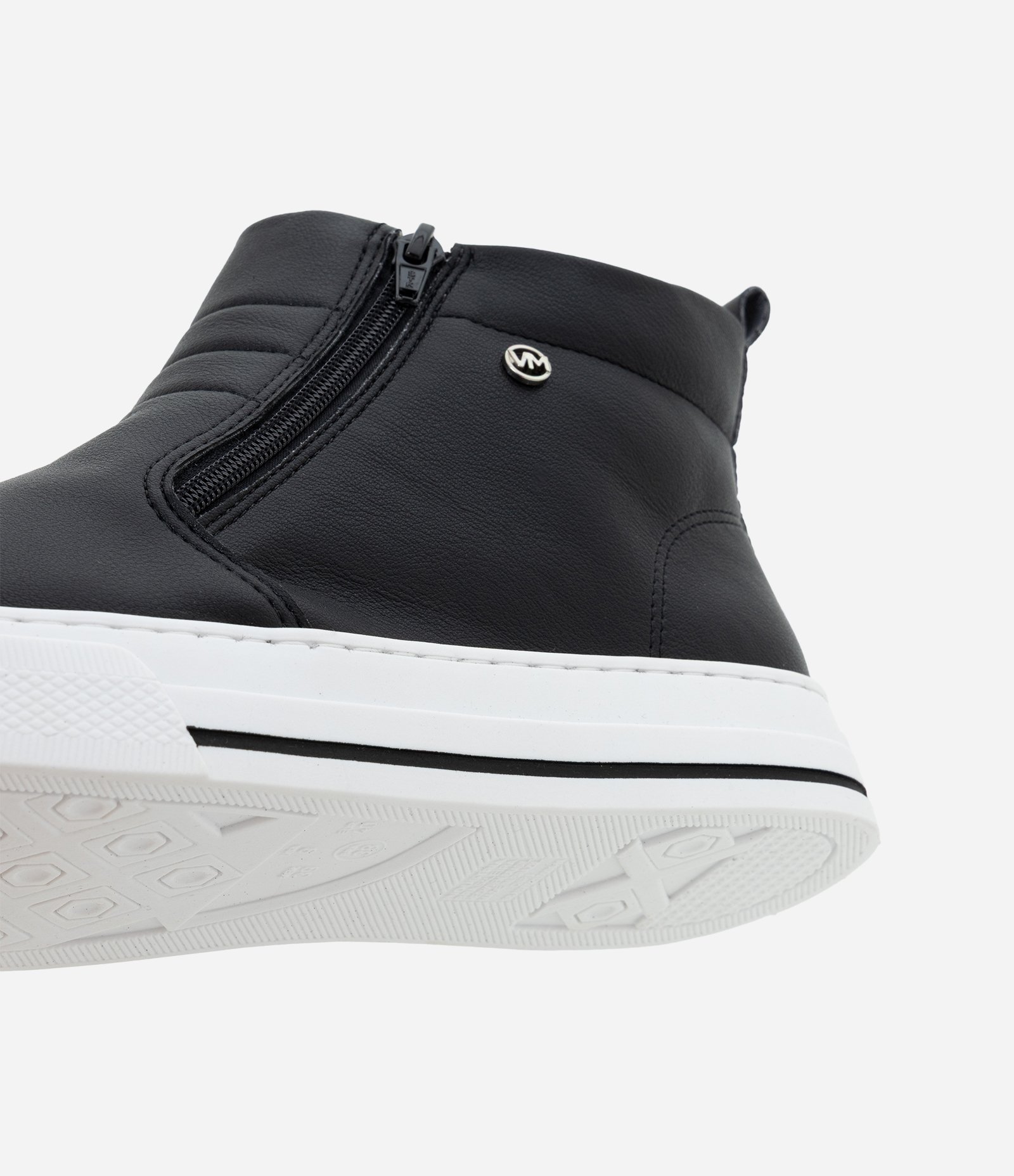 Tênis em PU com Fechamento em Zíper Preto 3