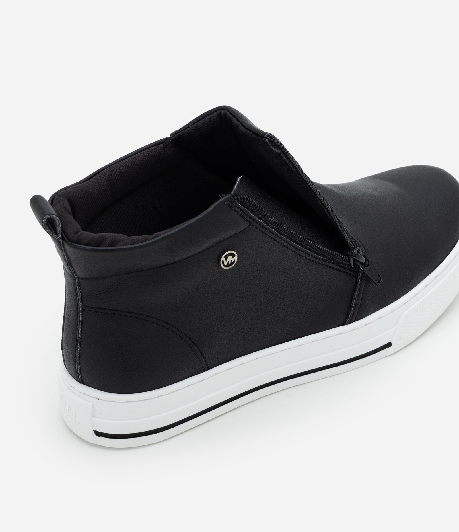 Tênis em PU com Fechamento em Zíper Preto 4