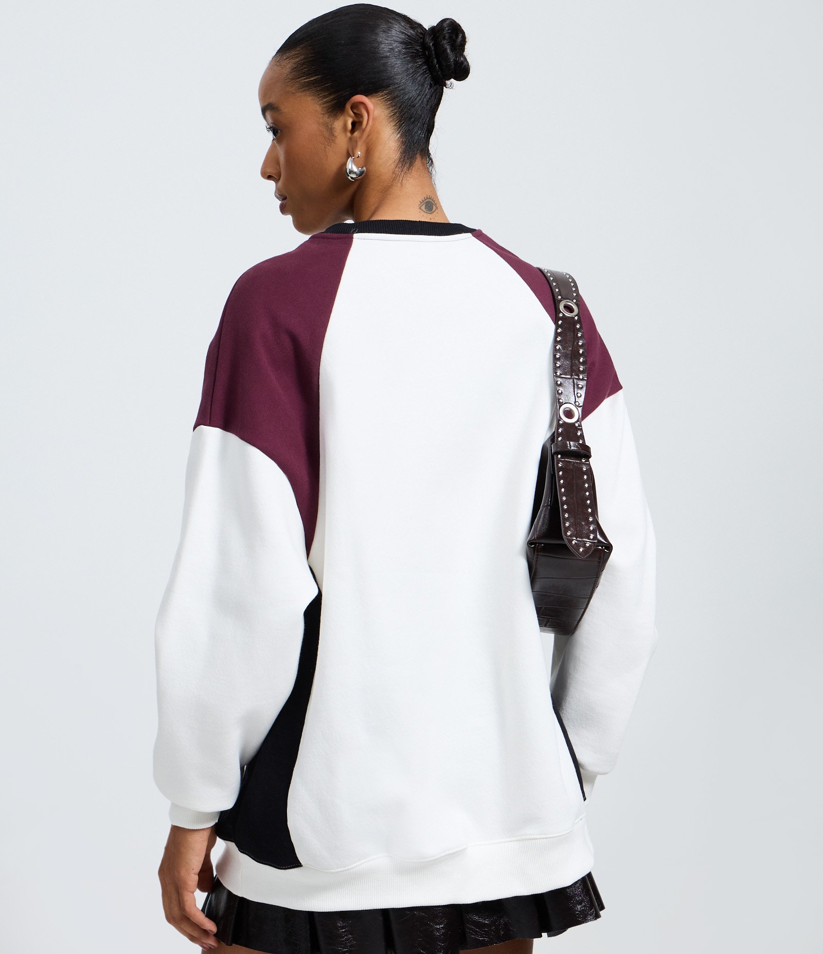 Moletom em Algodão com Recortes e Lettering Beyond Rush Branco 3