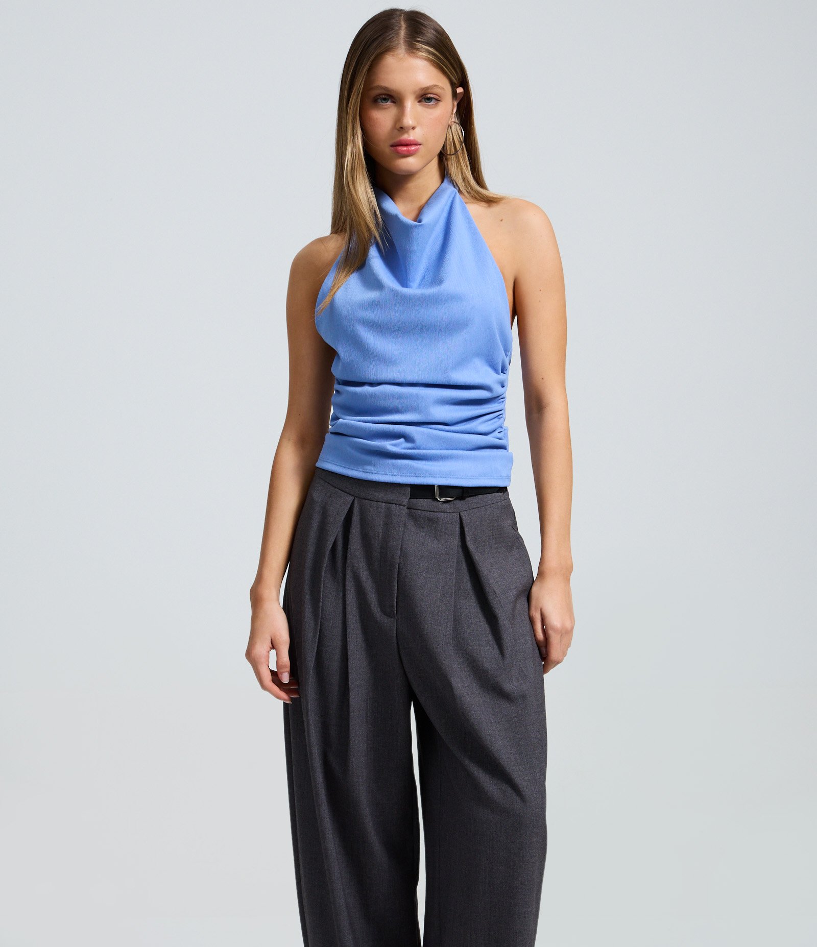 Calça Alfaiatada Barrel Cinza 2