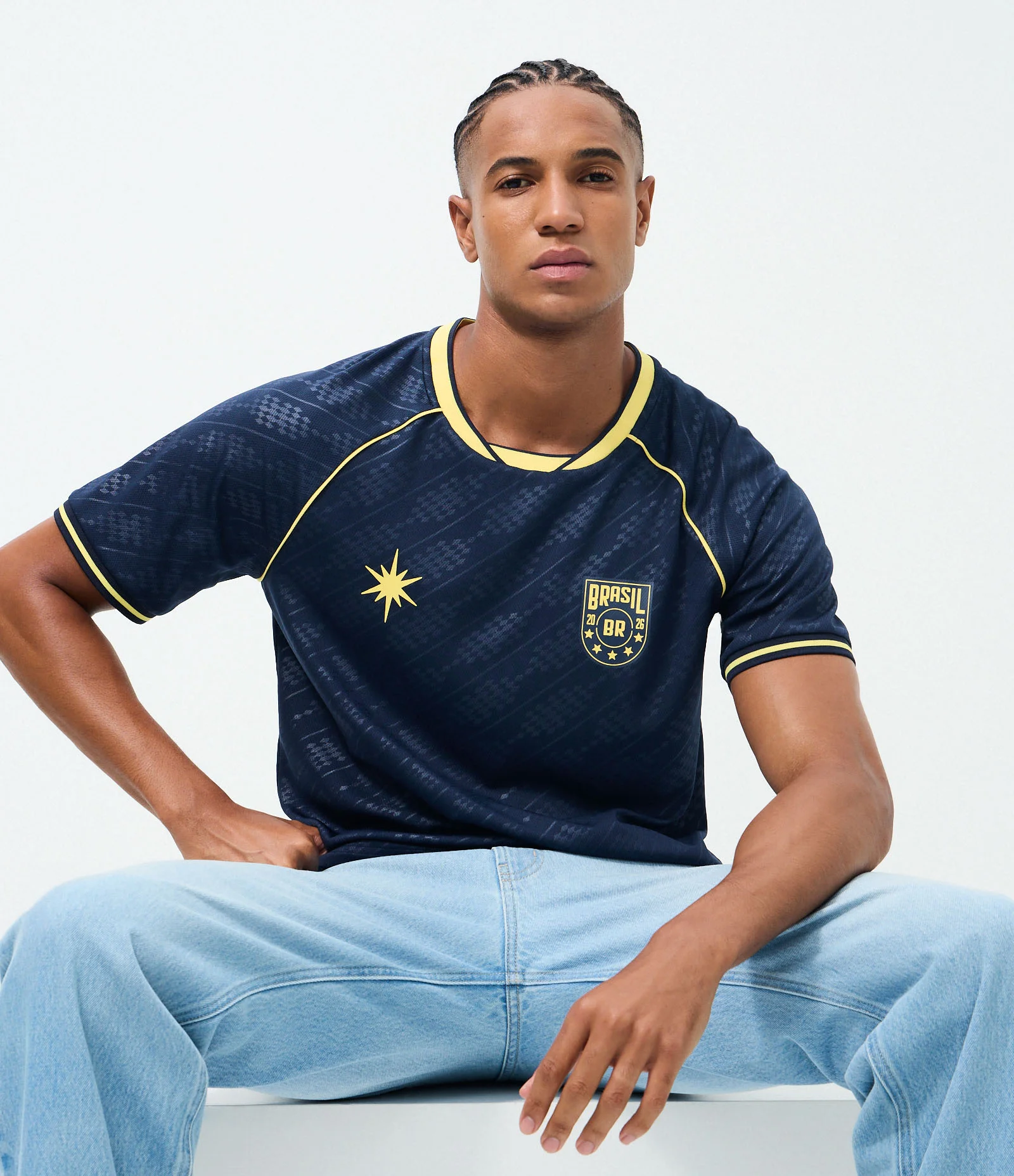 Camiseta Esportiva com Tecnologia Dry e Estampa Brasil Azul 1