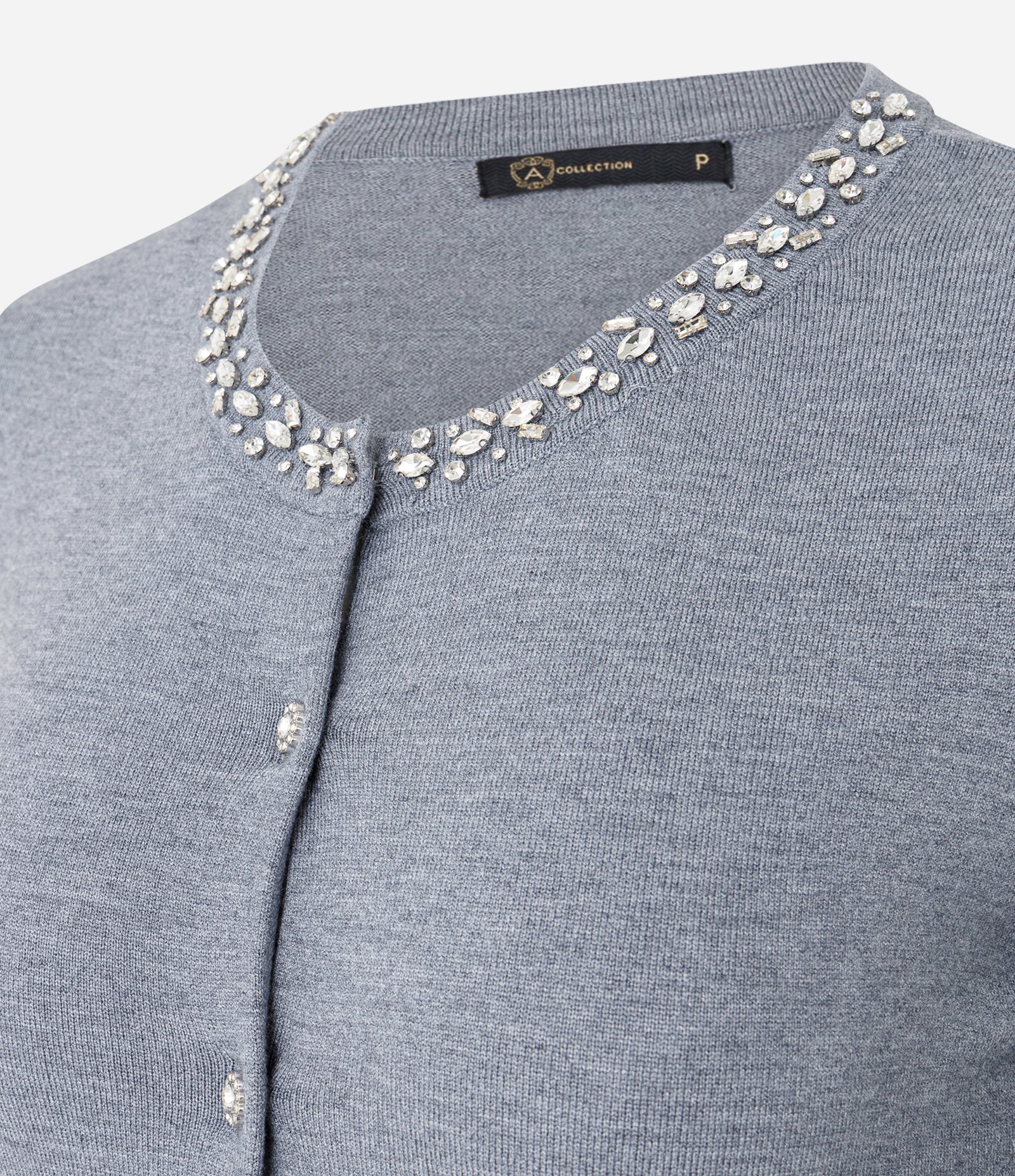 Cardigan Curto em Tricô com Aplicação no Decote Cinza 6