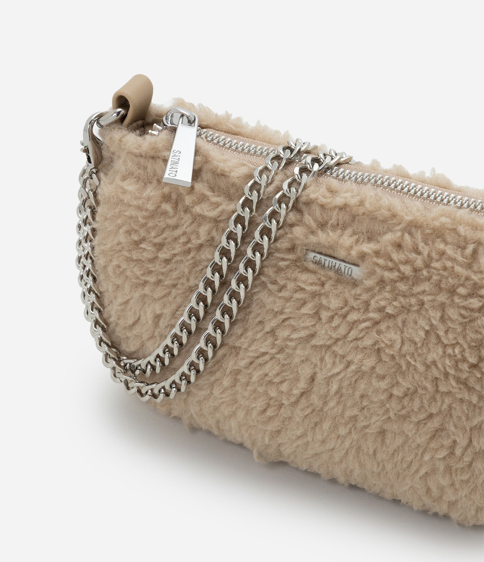 Bolsa Transversal com Corrente e Textura de Pelos Bege 4