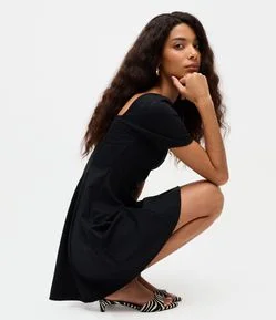 Vestido Evasê em Ponto Roma com Decote V