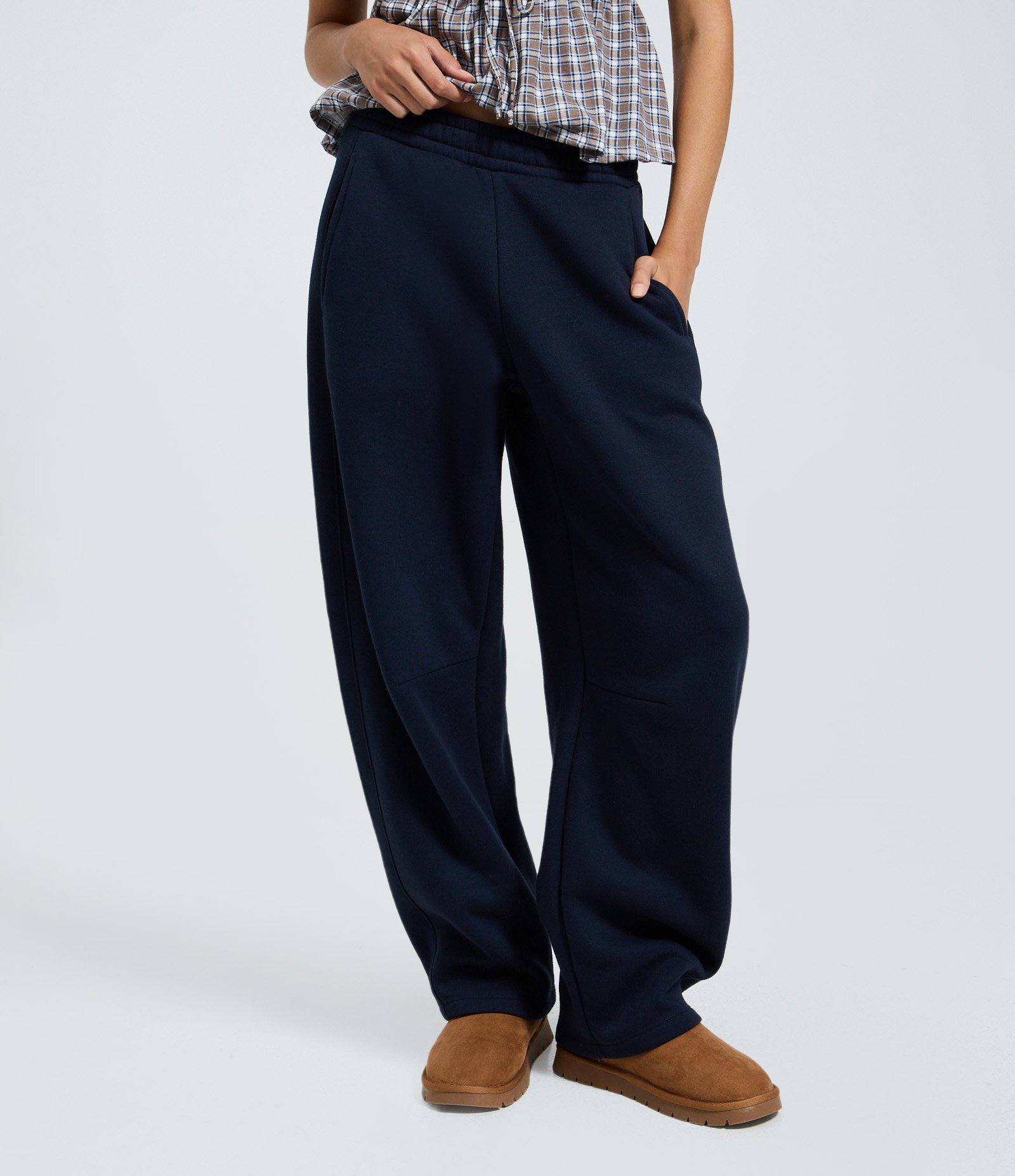 Calça Barrel de Moletom Azul 3