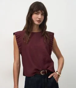 Blusa em Airflow com Recortes no Ombro